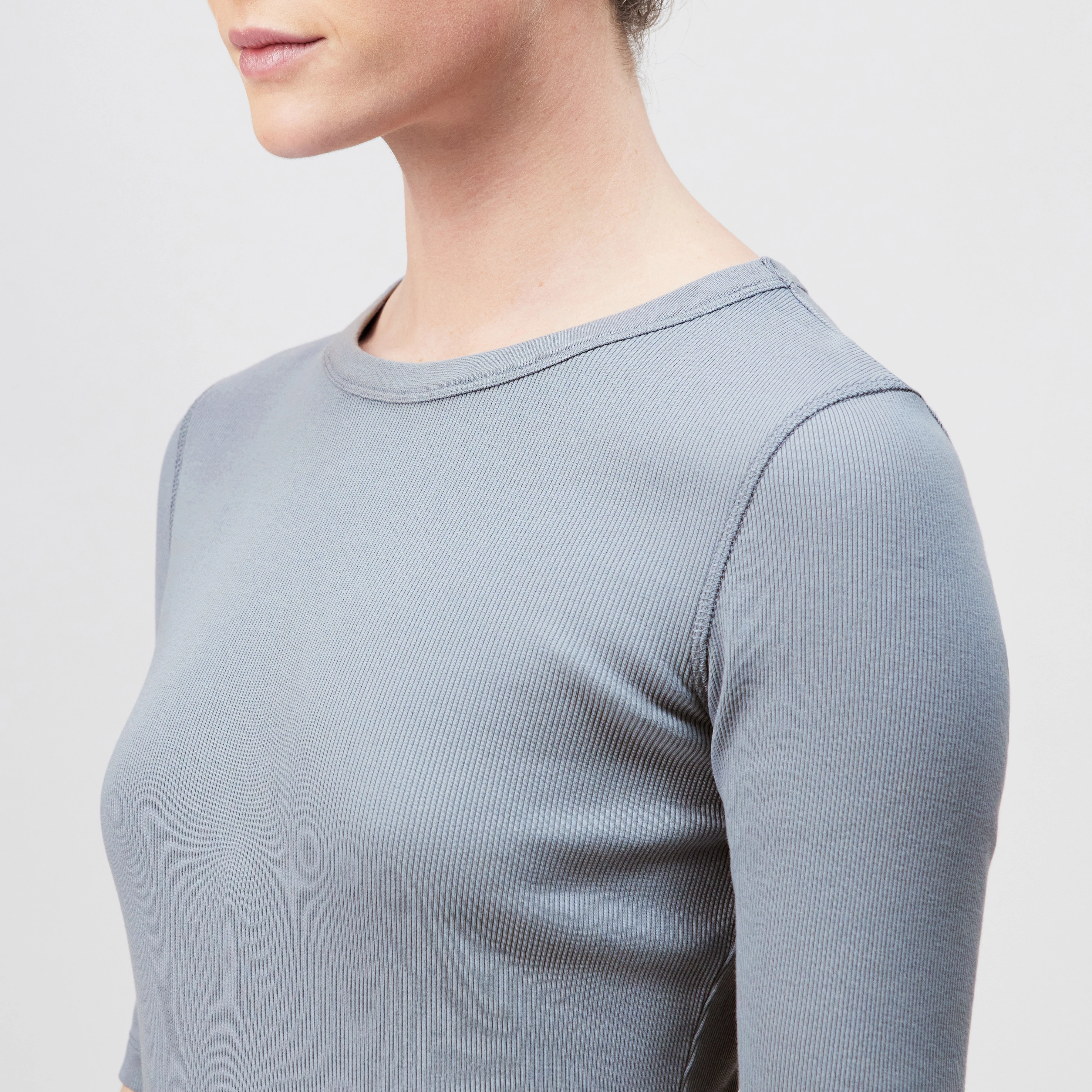 SELAY - Haut étroit en coton côtelé - women - bleu - Detailansicht am Model