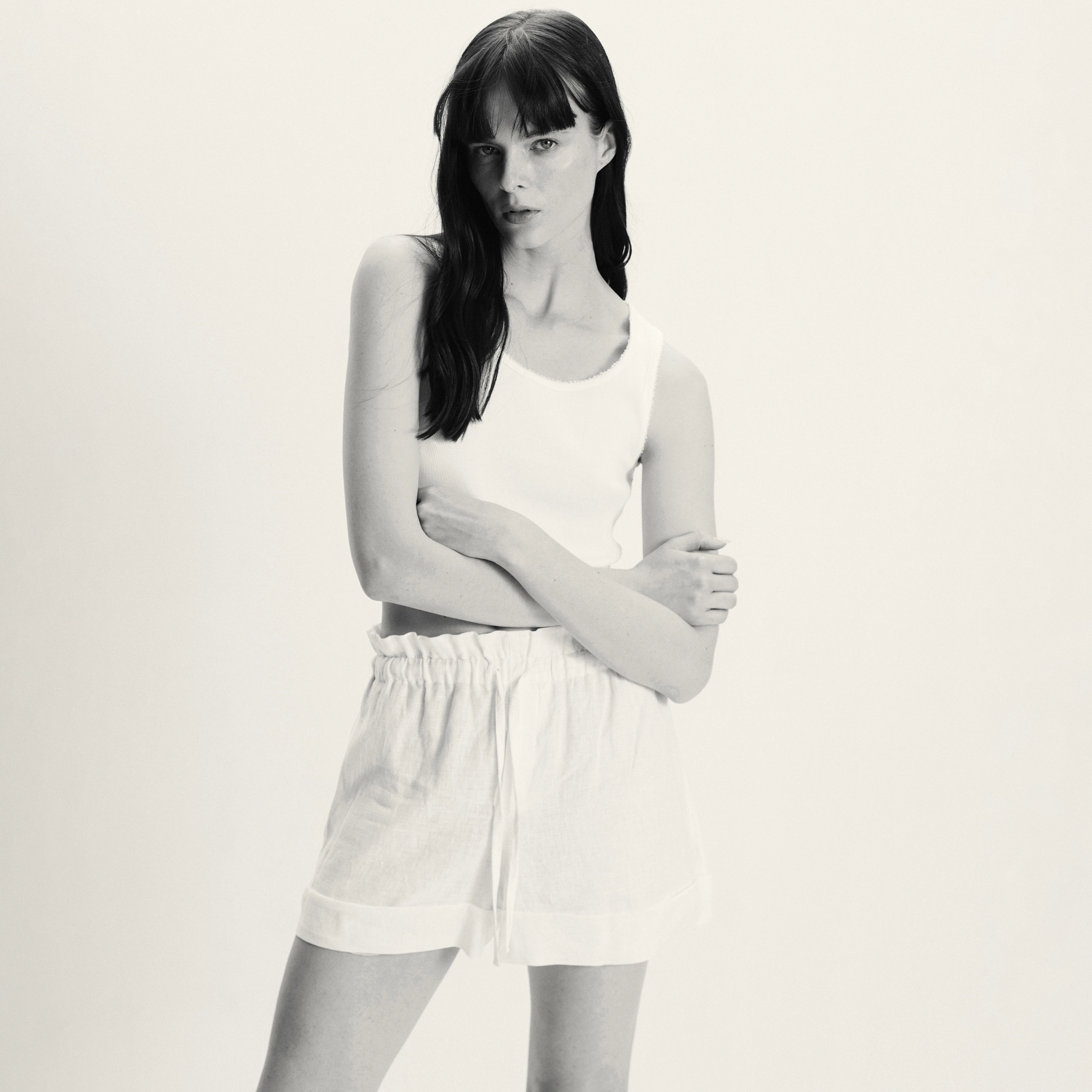 EDICT - Relaxed Fit Paperbag-Shorts in reinem Leinen - Damen - weiß