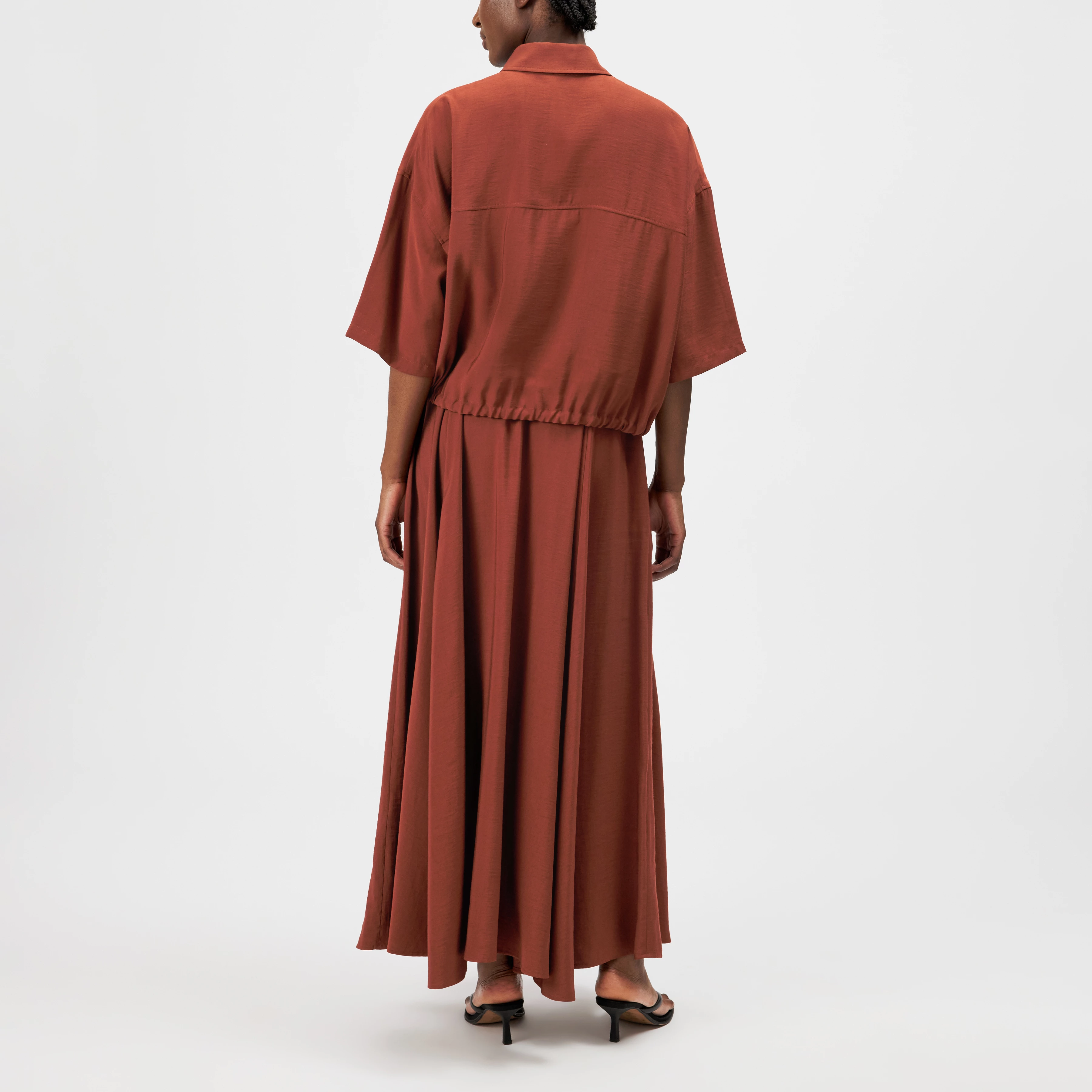 LAINAY - Chemisier court en twill fluide - women - rouge - Rückansicht