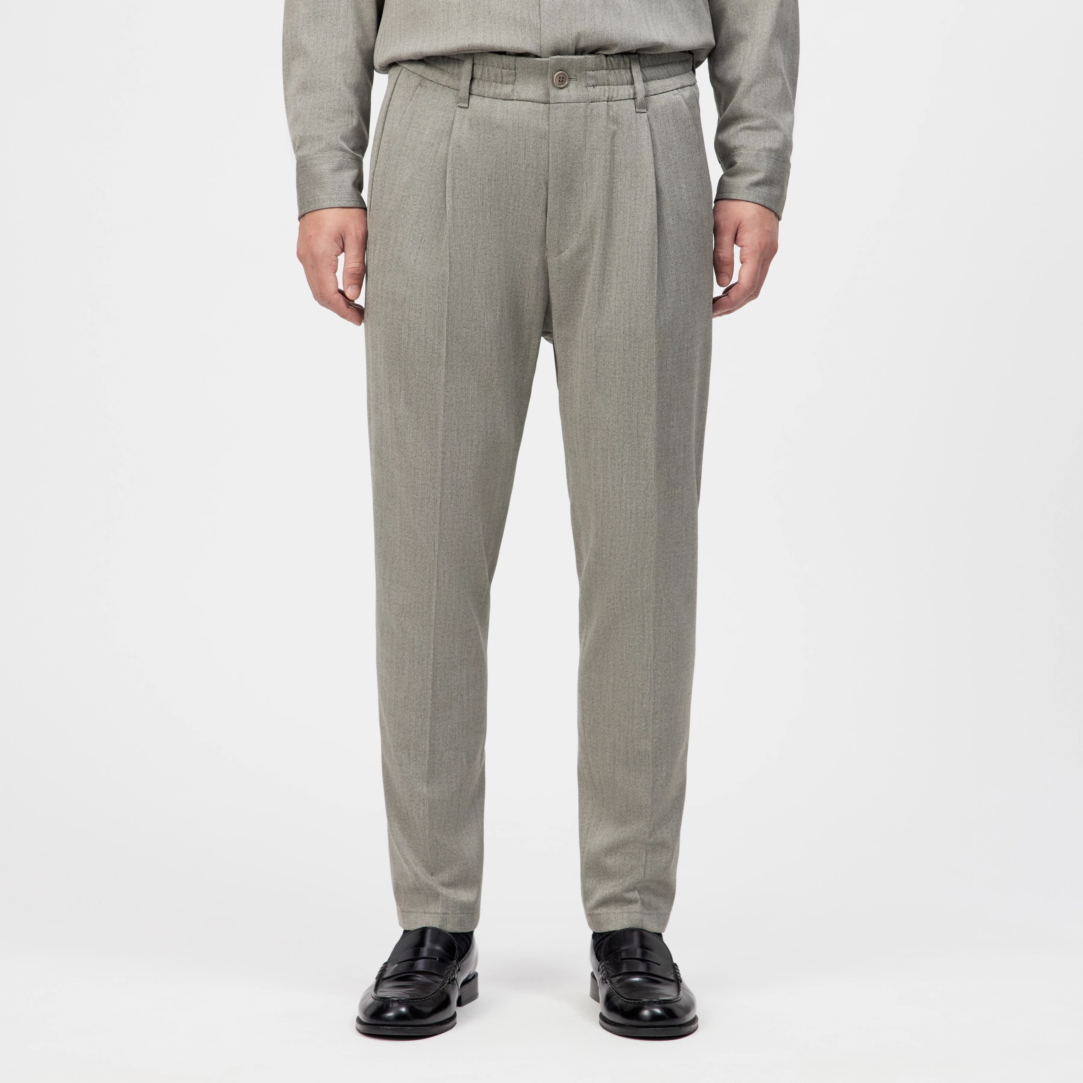 CHASY - Casual trousers with pleats in viscose-wool blend - men - brown - Frontansicht