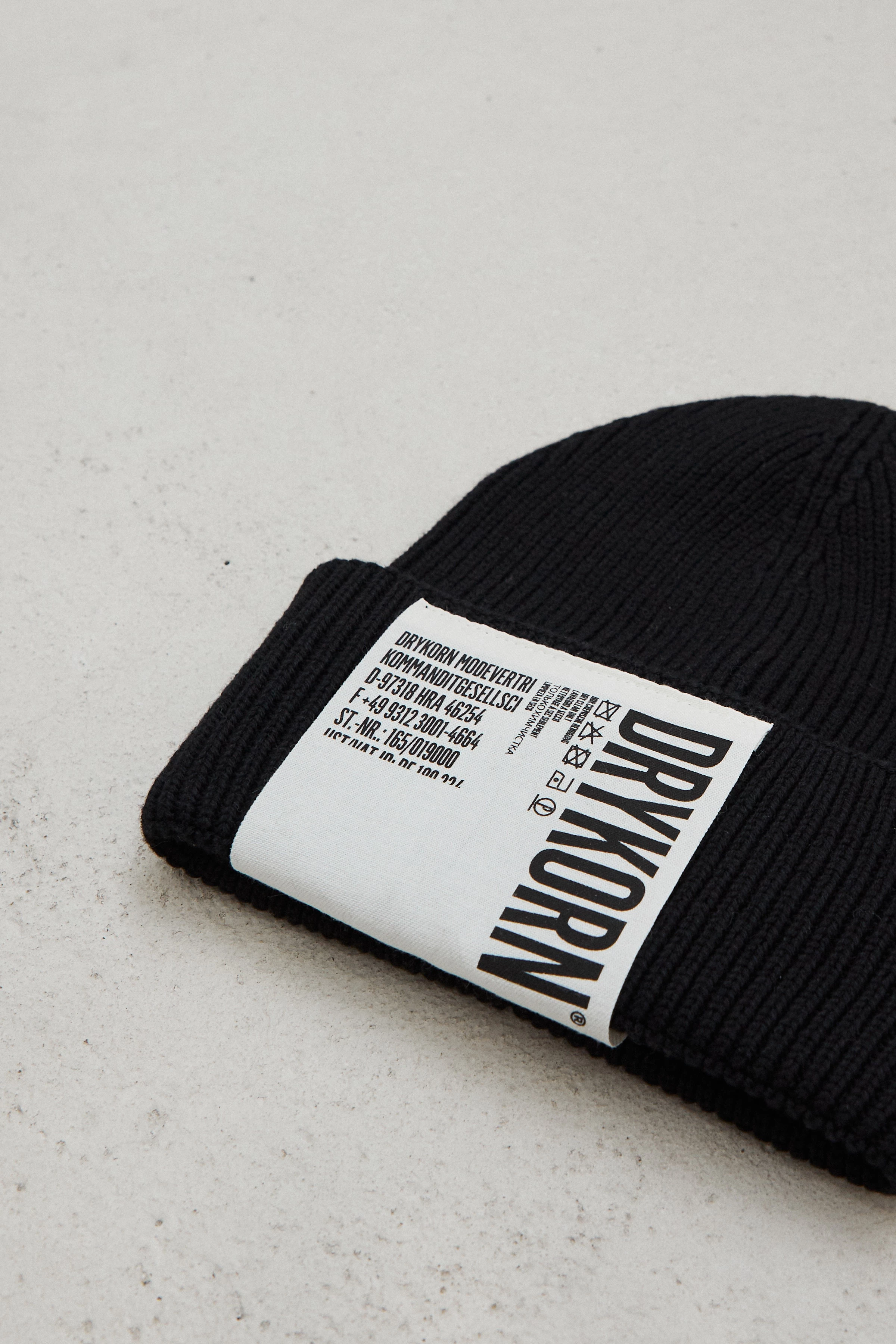 LOAH - Beanie aus reinem Cashmere - Unisex - schwarz - Freisteller Detailansicht