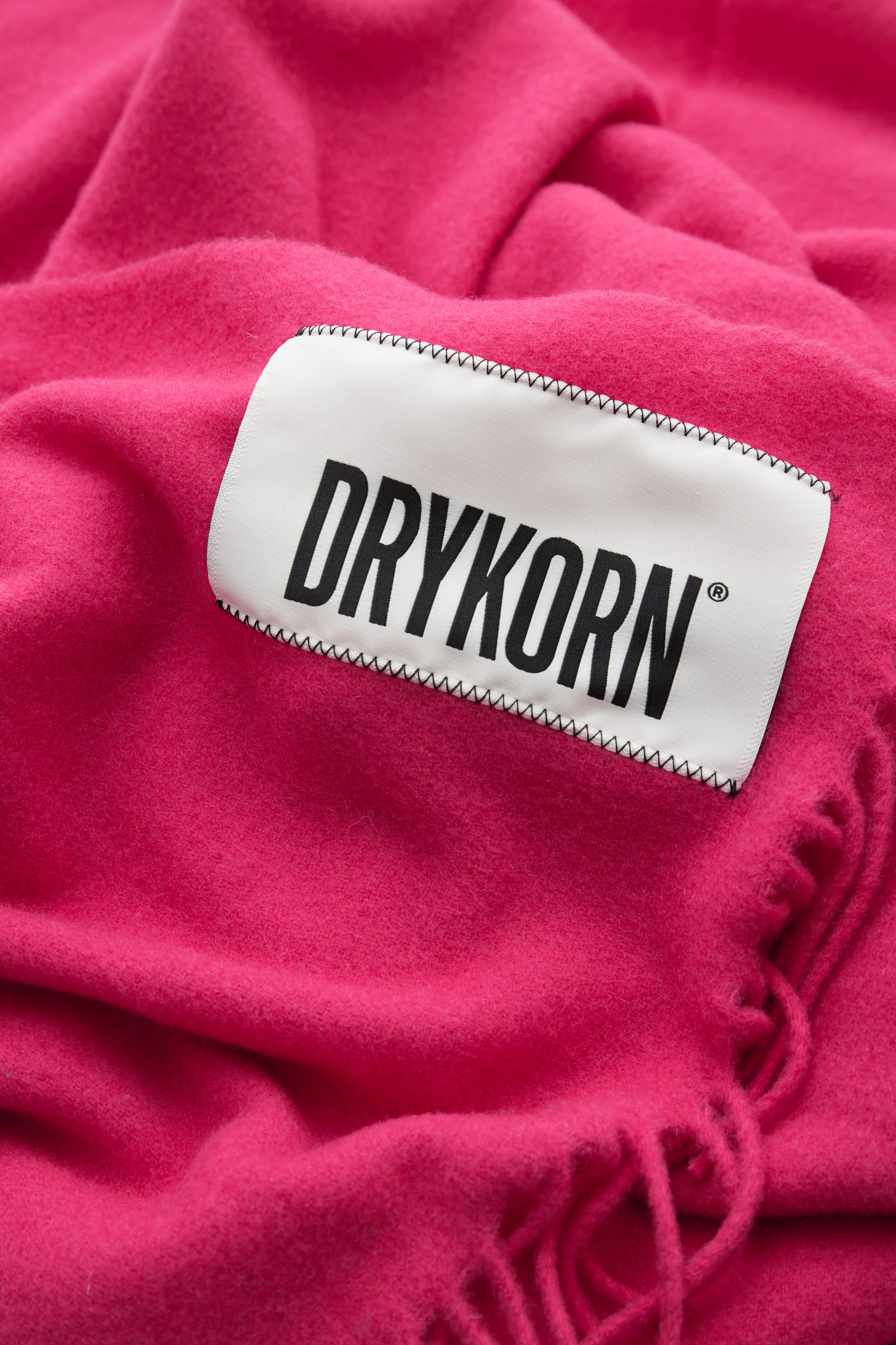 GAZE - Schal in reiner Wolle - Unisex - rot - Freisteller Rückansicht