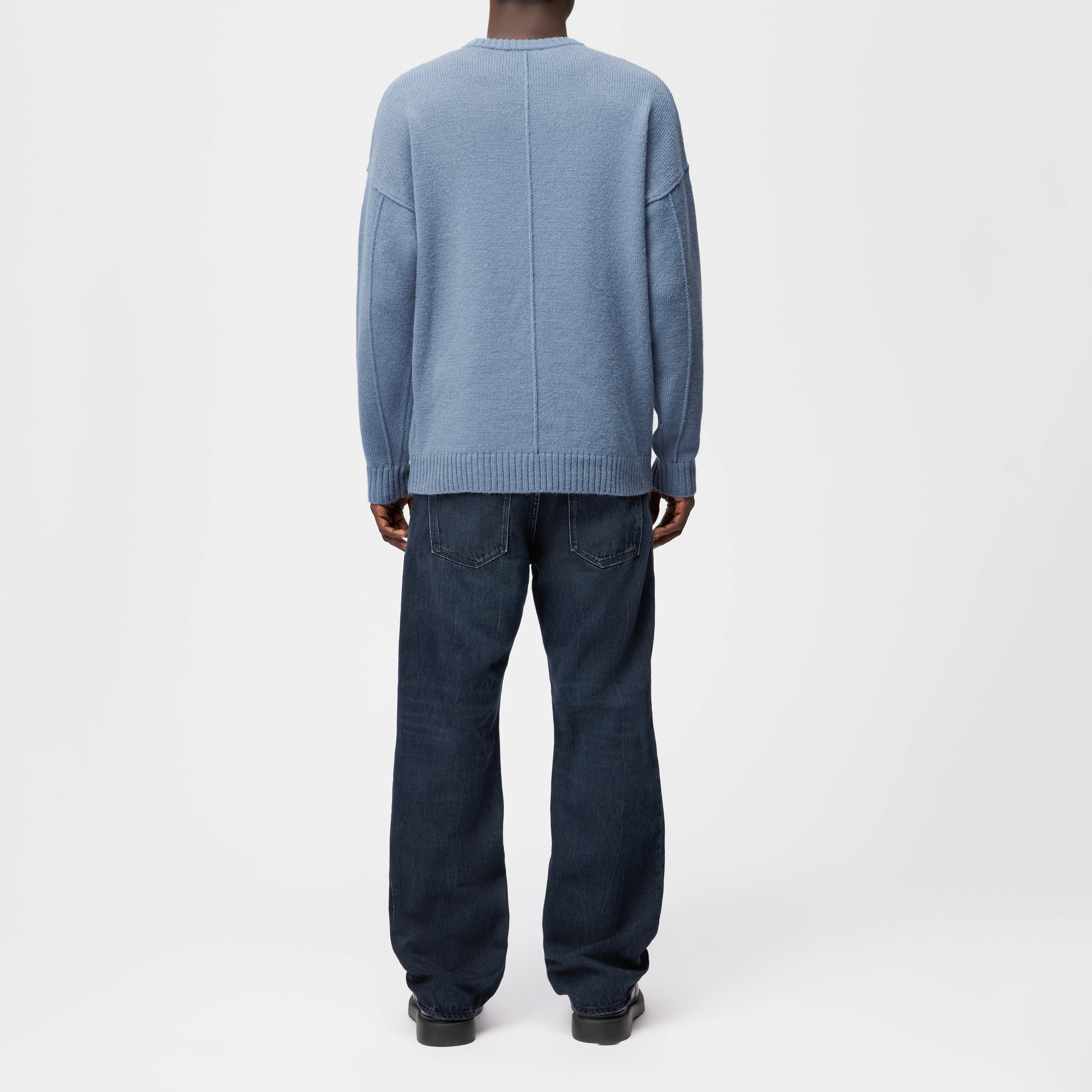 MALIO - Round neck jumper in wool and alpaca blend - men - blue - Rückansicht
