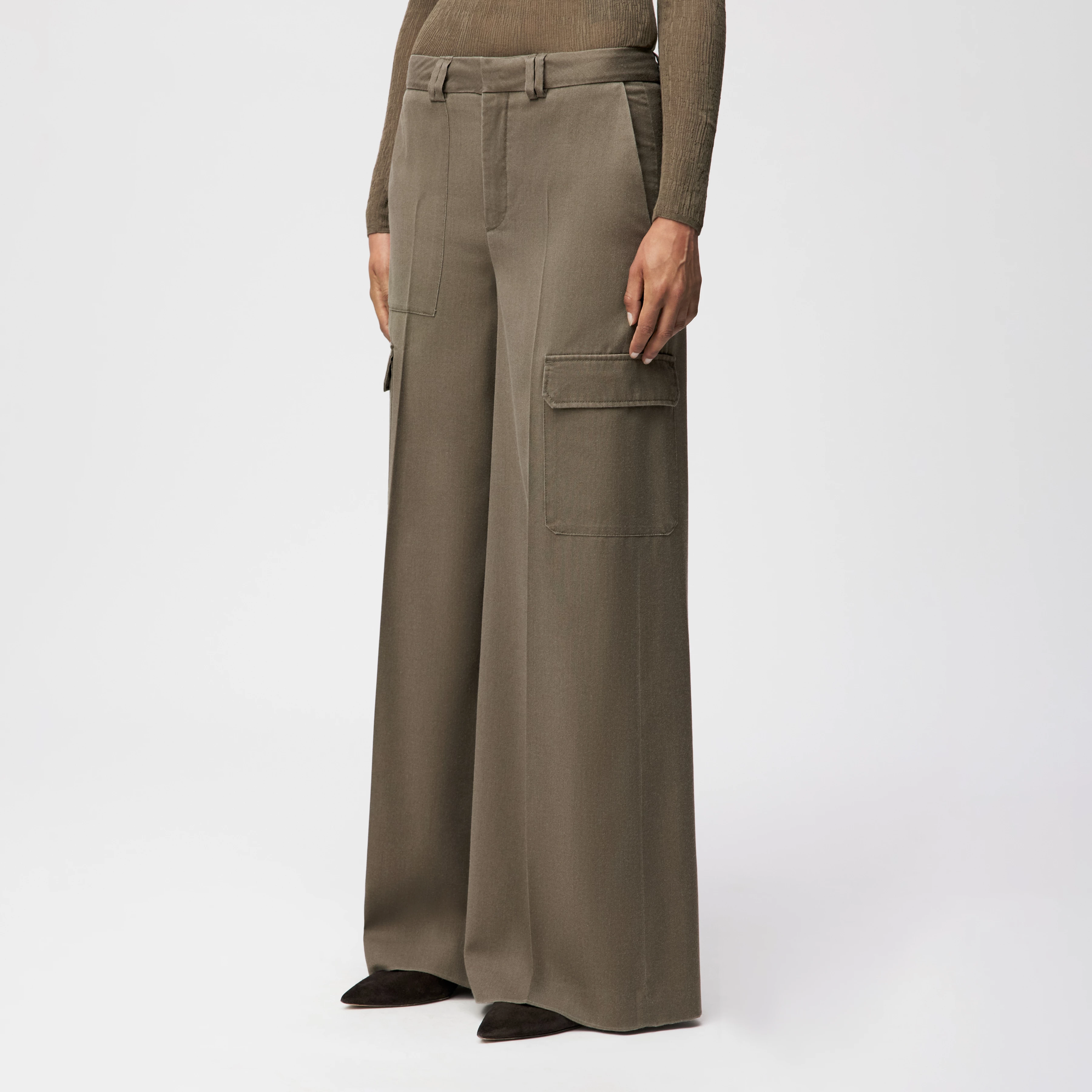 CLOVEN - Cargohose in Woll-Mix - Damen - grün - Frontansicht