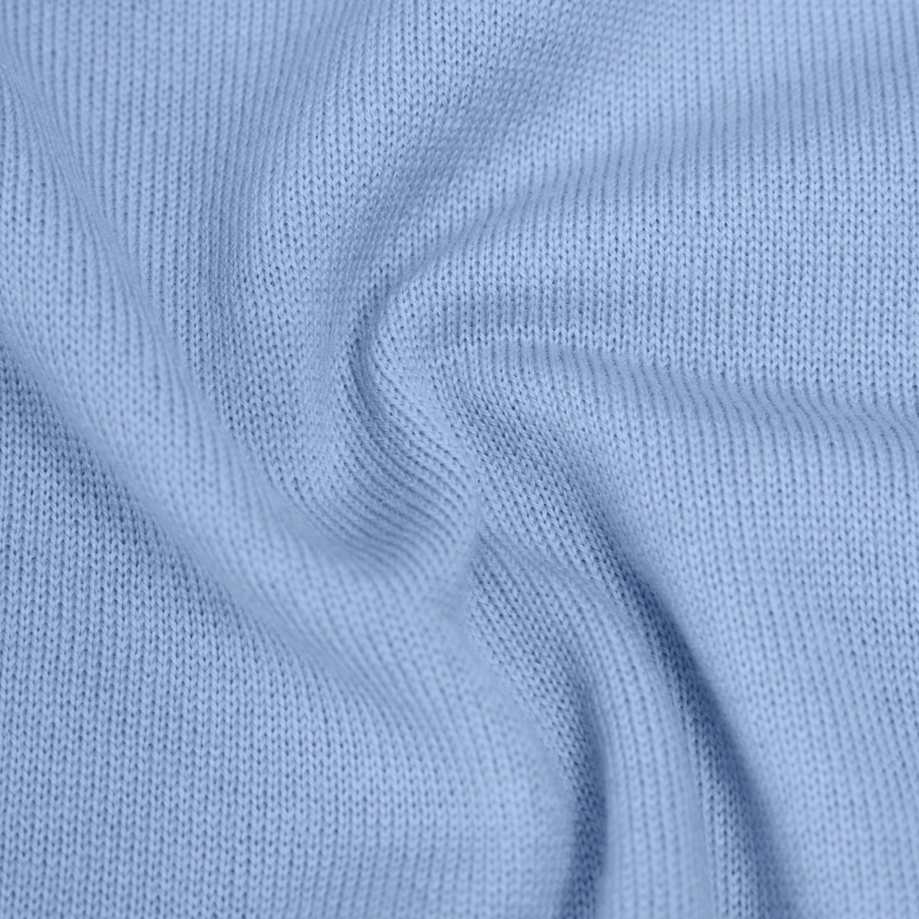 RIKONO - Fine merino wool knitted jumper - men - blue - Materialbild (B2C)