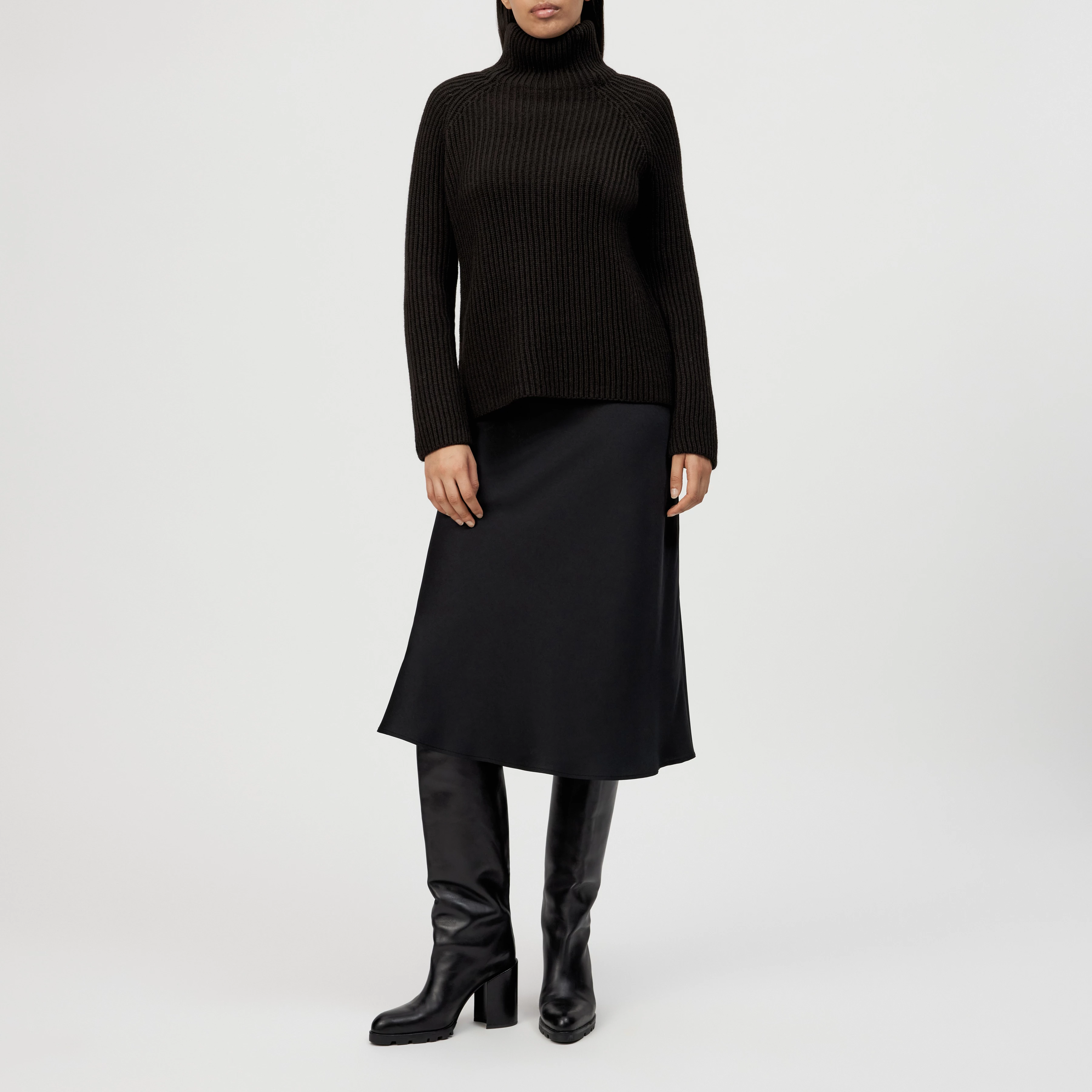 ARWEN - Pull à col roulé en mélange de laine et d'alpaga - women - marron - Ganzkörper-Frontansicht