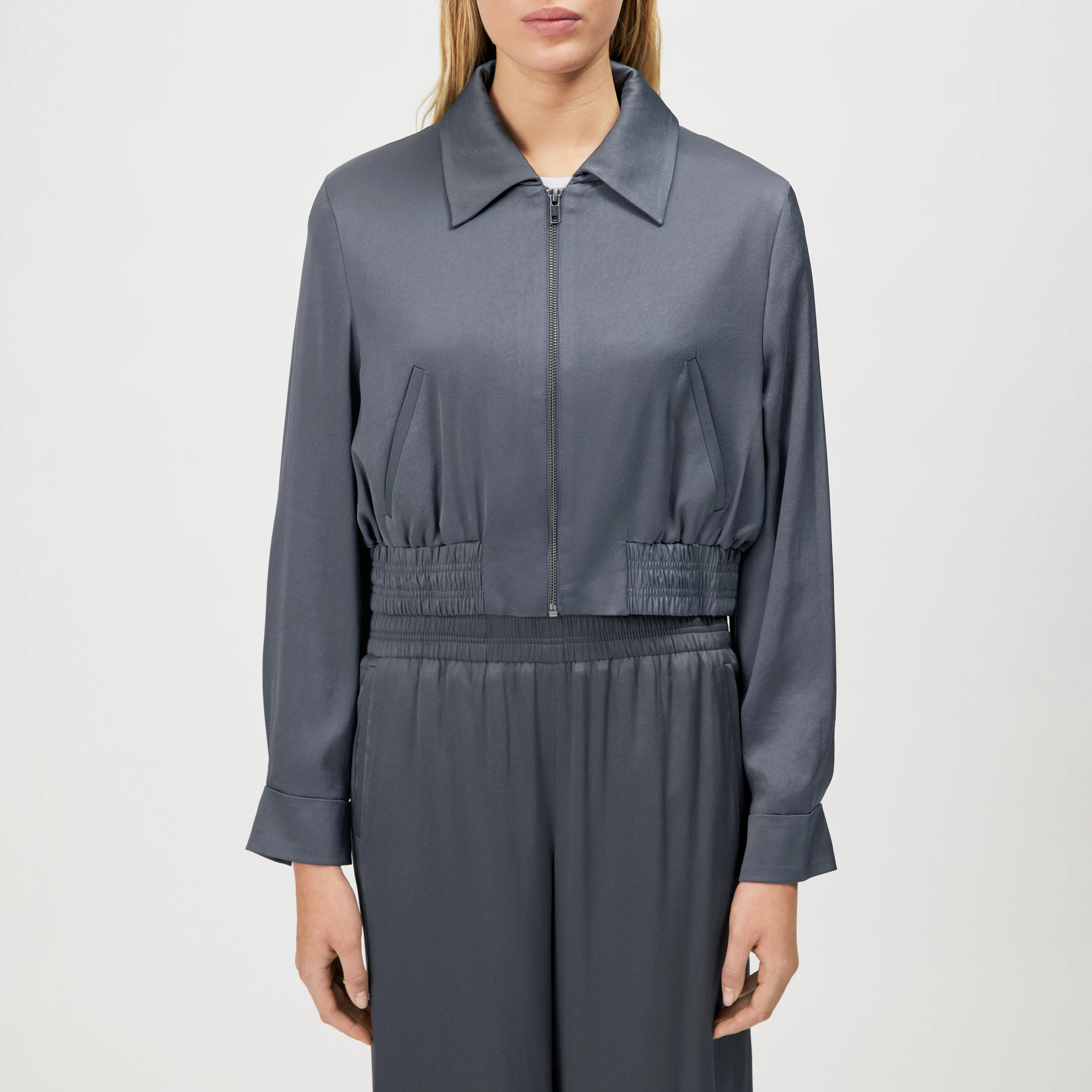 RADWAY_1 - Blouson court en satin - women - gris - Frontansicht