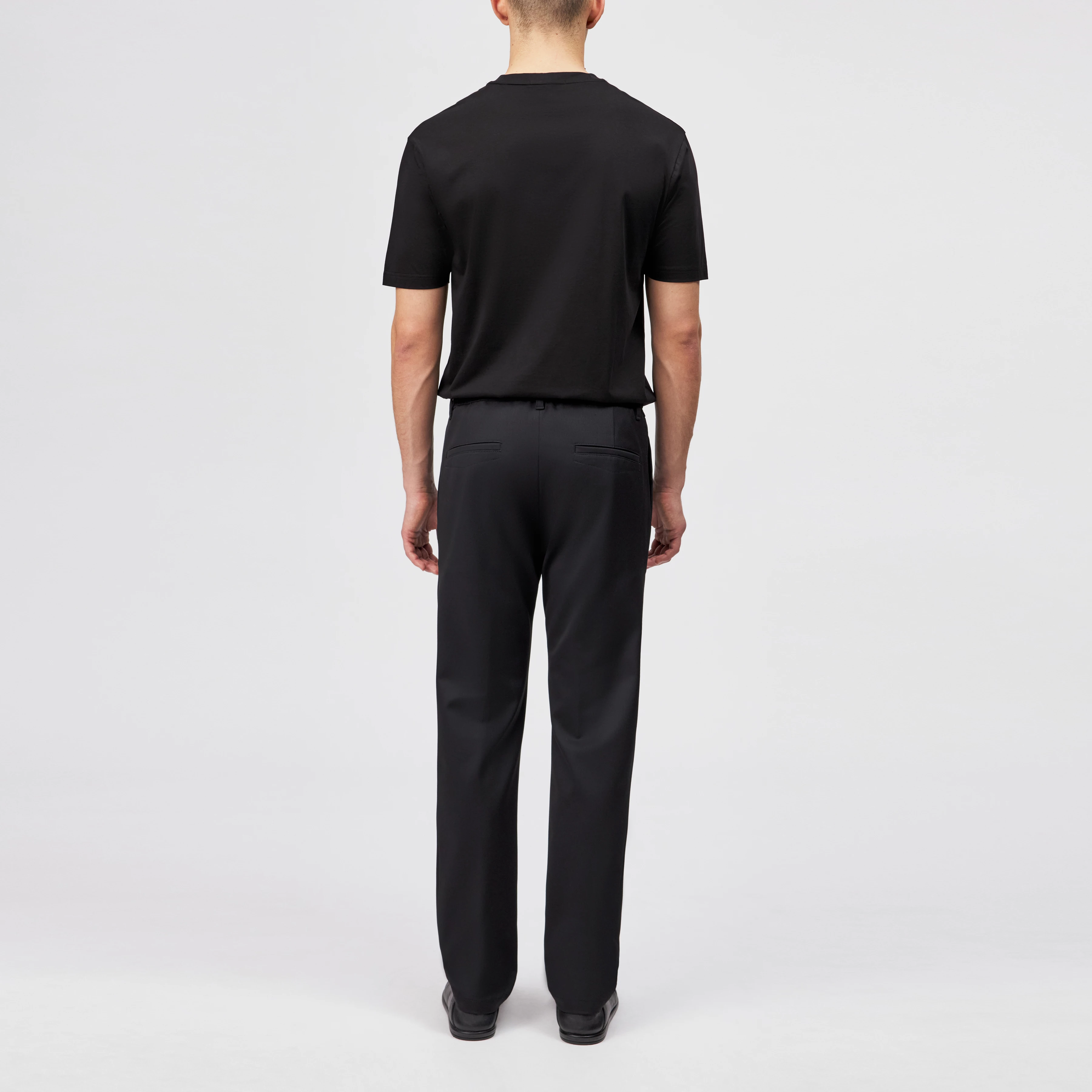 DEGER - Pantalon jogger à cordon en mélange viscose - men - noir - Rückansicht