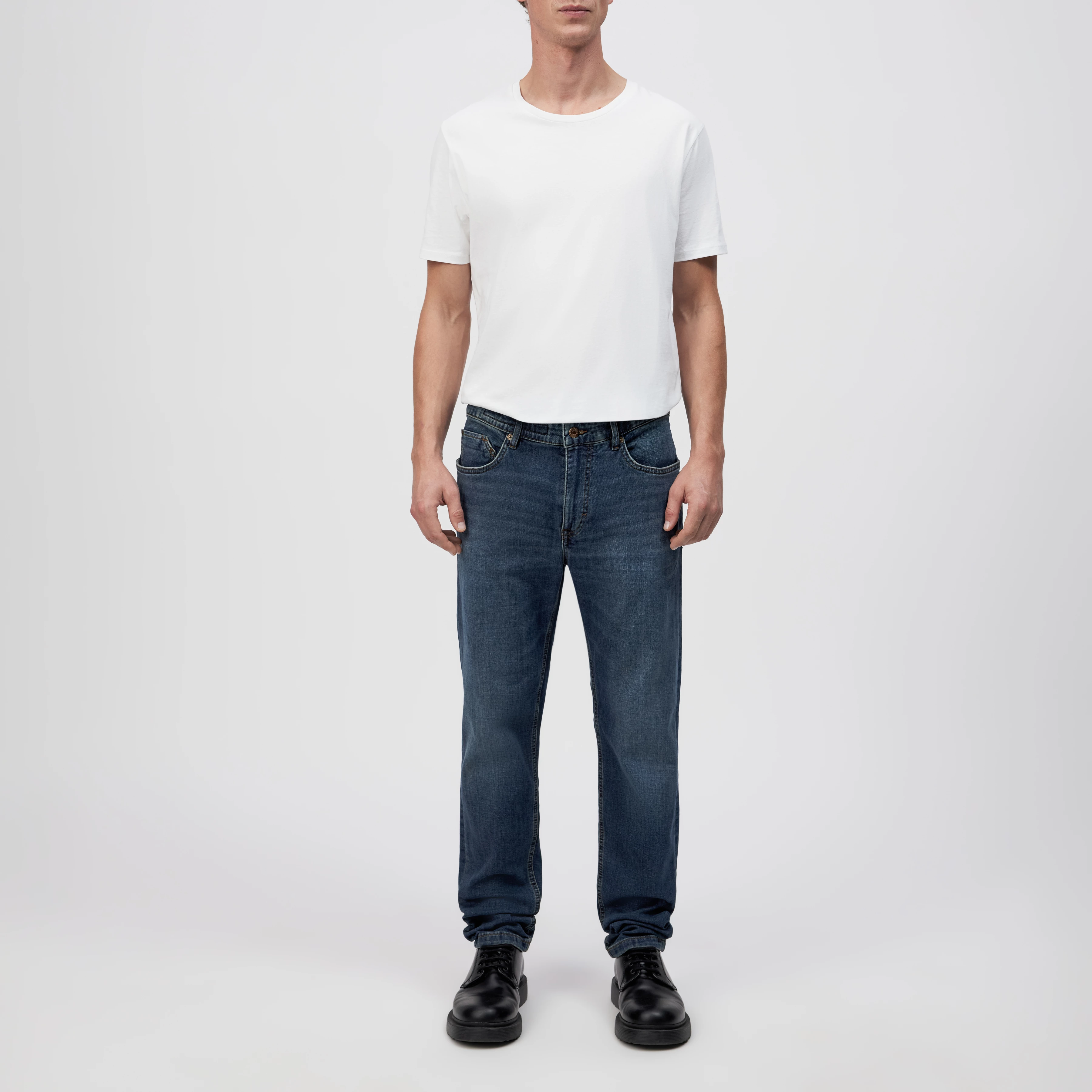 RICC - Jean slim en denim bleu moyen - men - bleu - Ganzkörper-Frontansicht