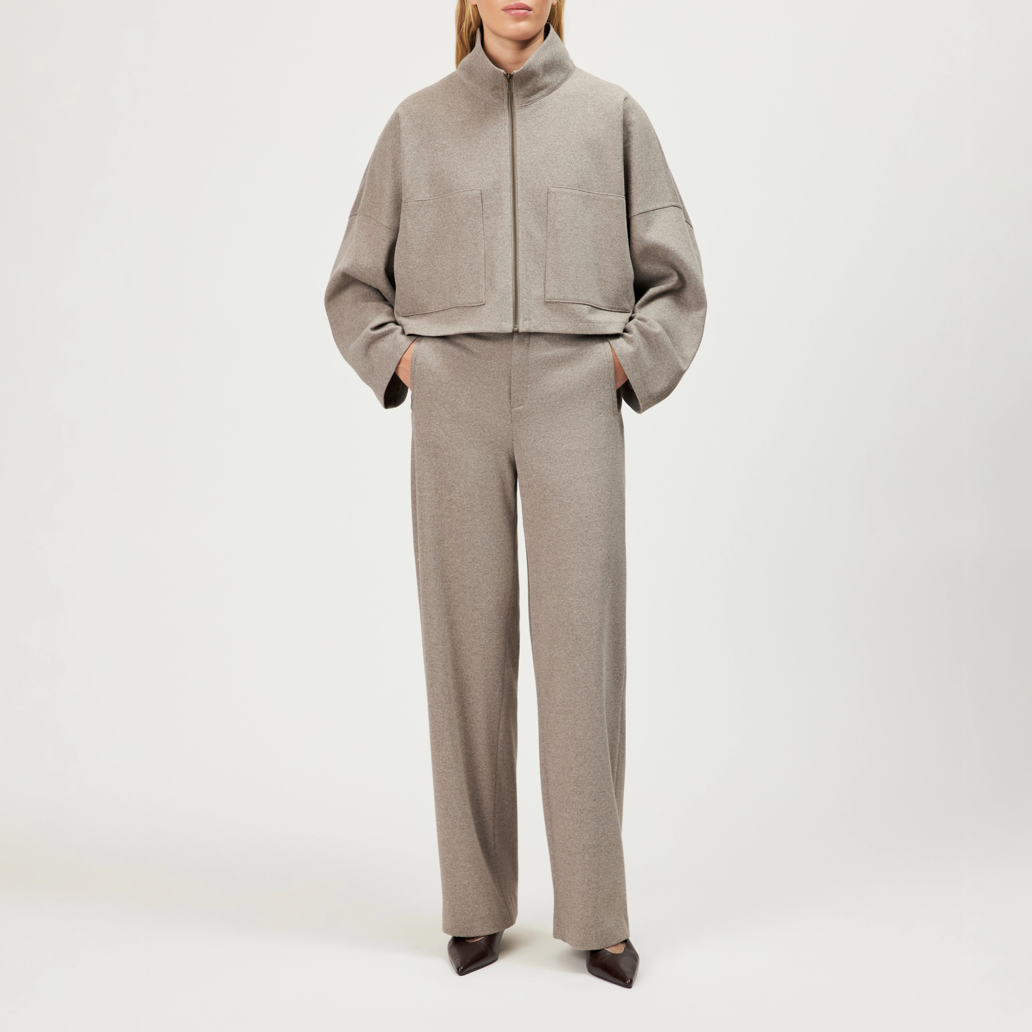 FAE_0 - Pantalon jersey coupe barrel-leg - women - beige - Ganzkörper-Frontansicht