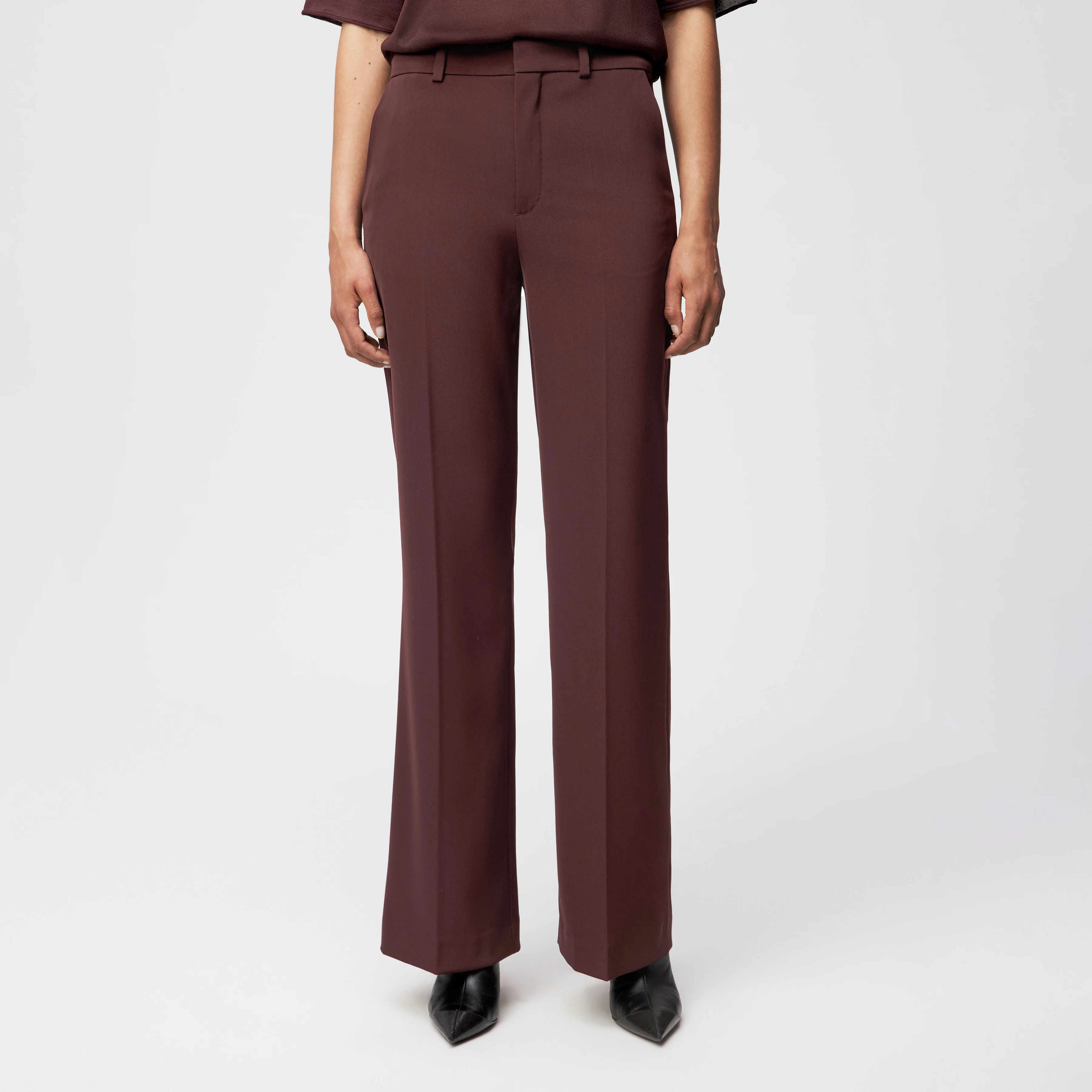 ARGUE - Hose mit Flared Leg in Techno-Twill - Damen - rot - Frontansicht