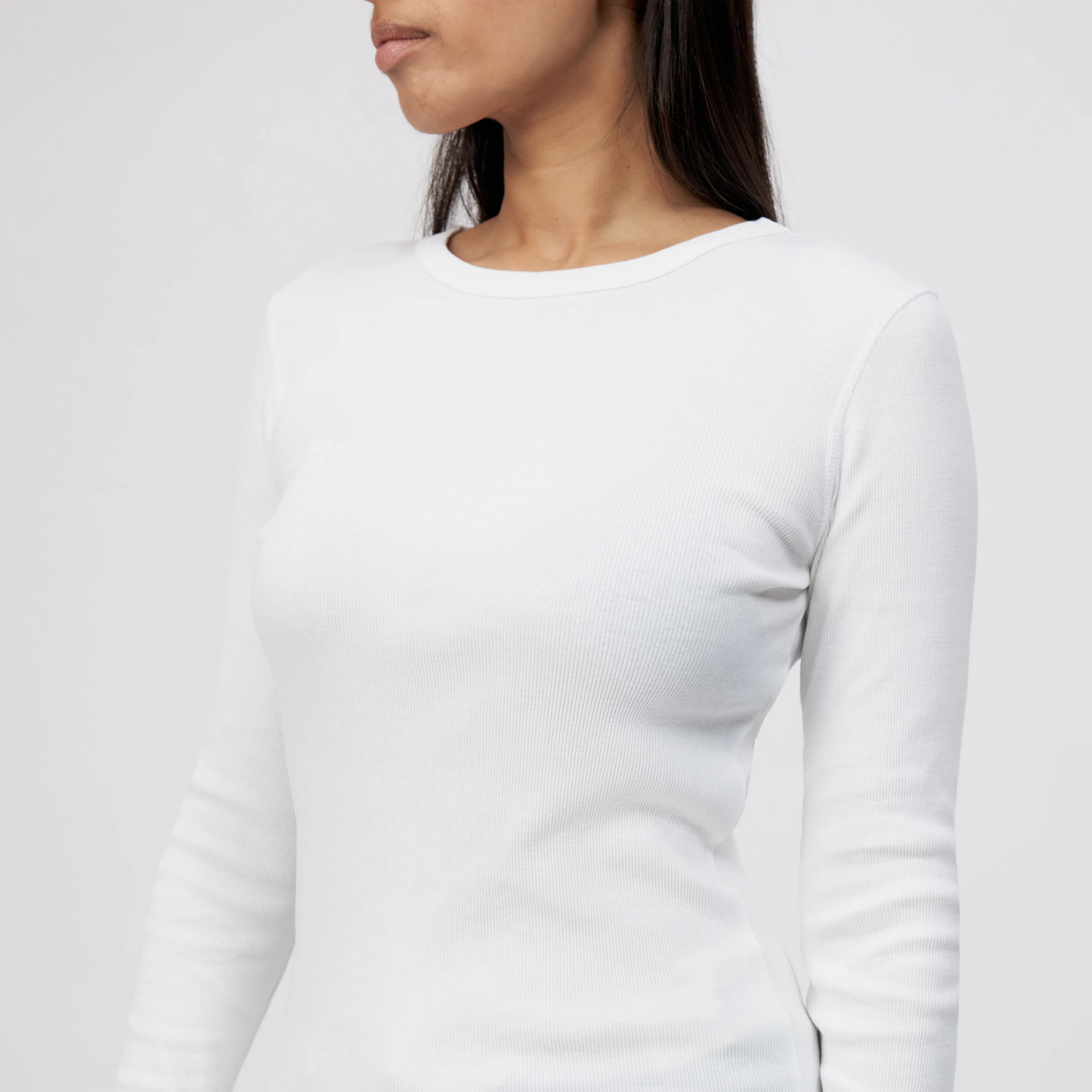NURIT - Slim fit long-sleeved shirt in cotton rib - women - white - Detailansicht am Model