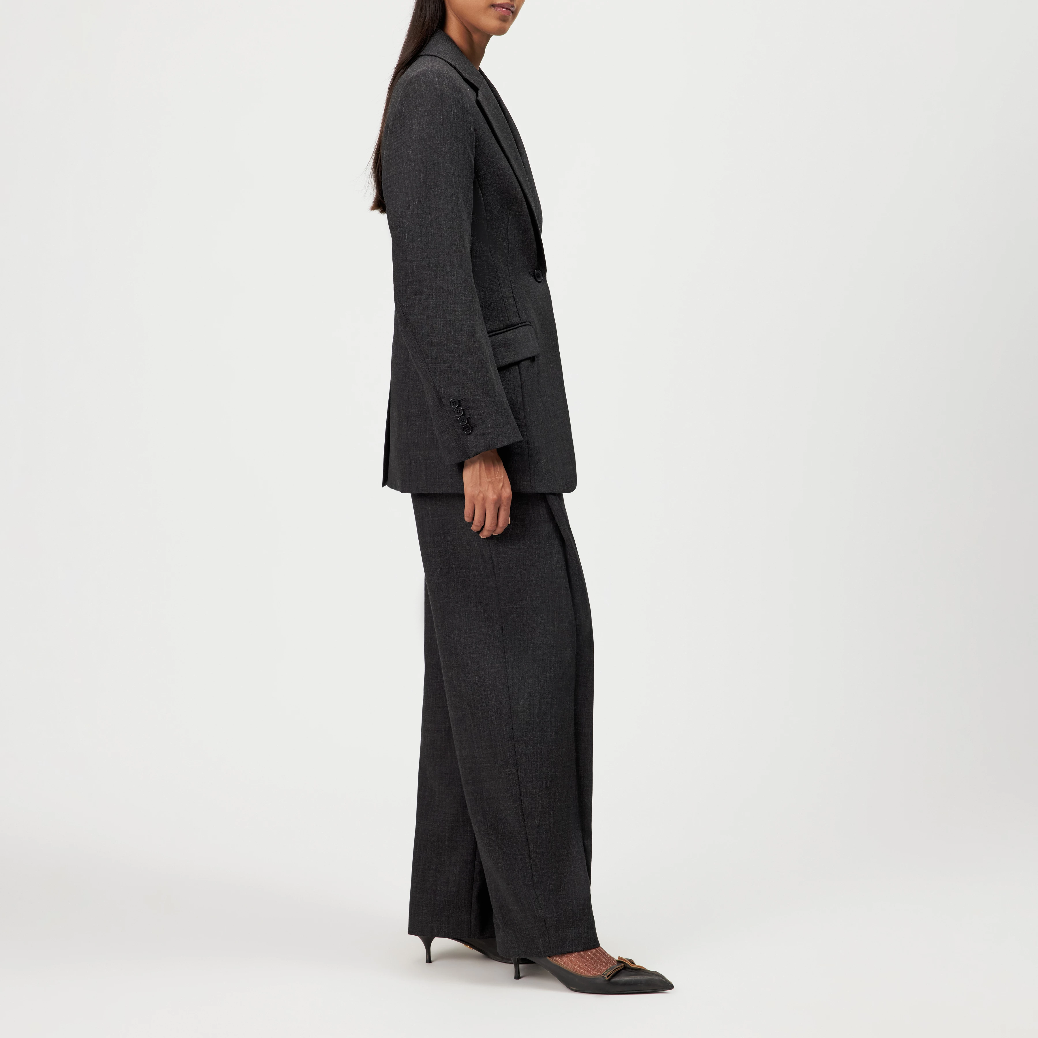 LINLEY - Long, slim-fit, single-button blazer - women - grey - Seitenansicht