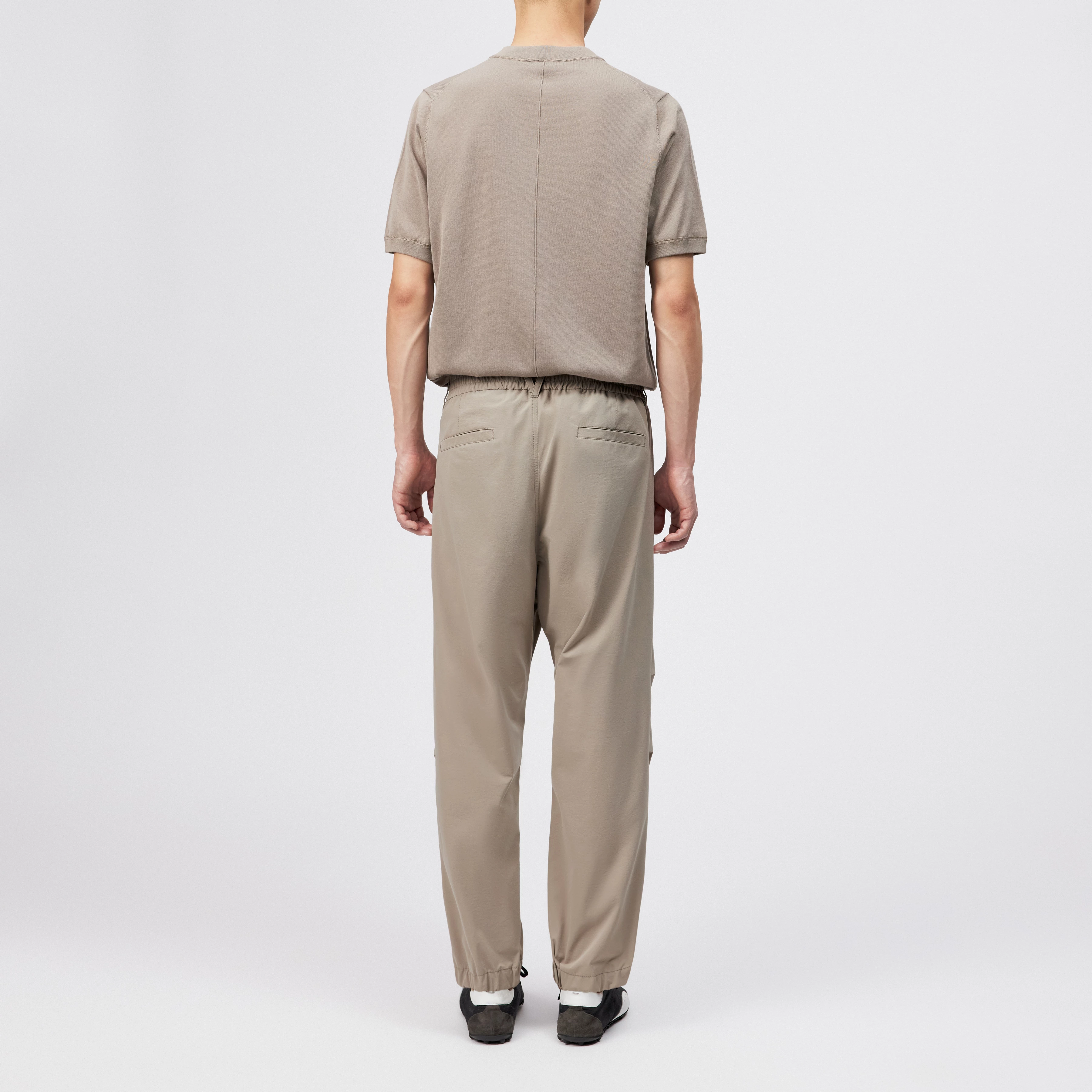 LIROG_C - Utility trousers in woven techno-fabric - men - beige - Rückansicht