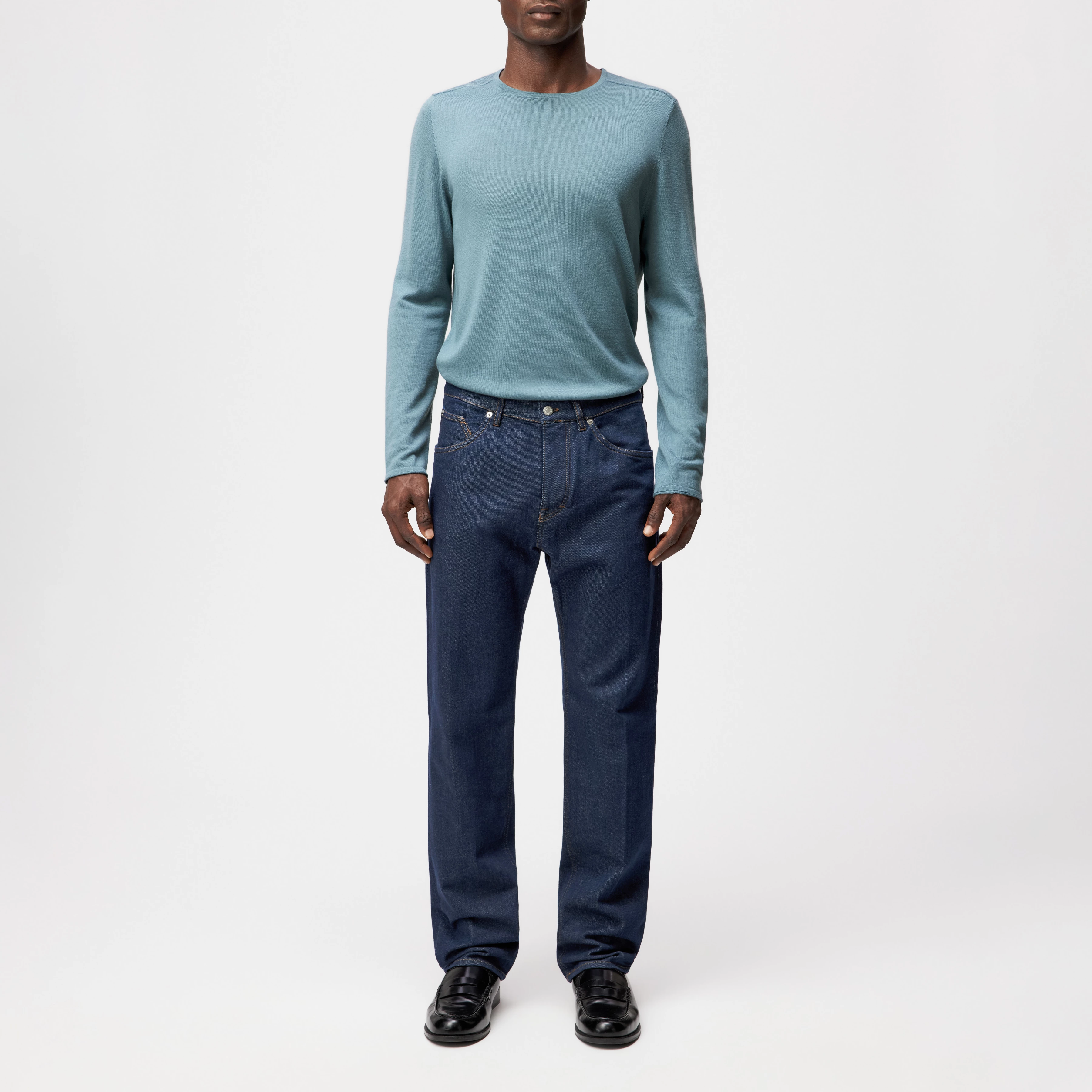 HIGHT - Relaxed Fit Jeans in Navy-Blue Denim - Herren - blau - Ganzkörper-Frontansicht