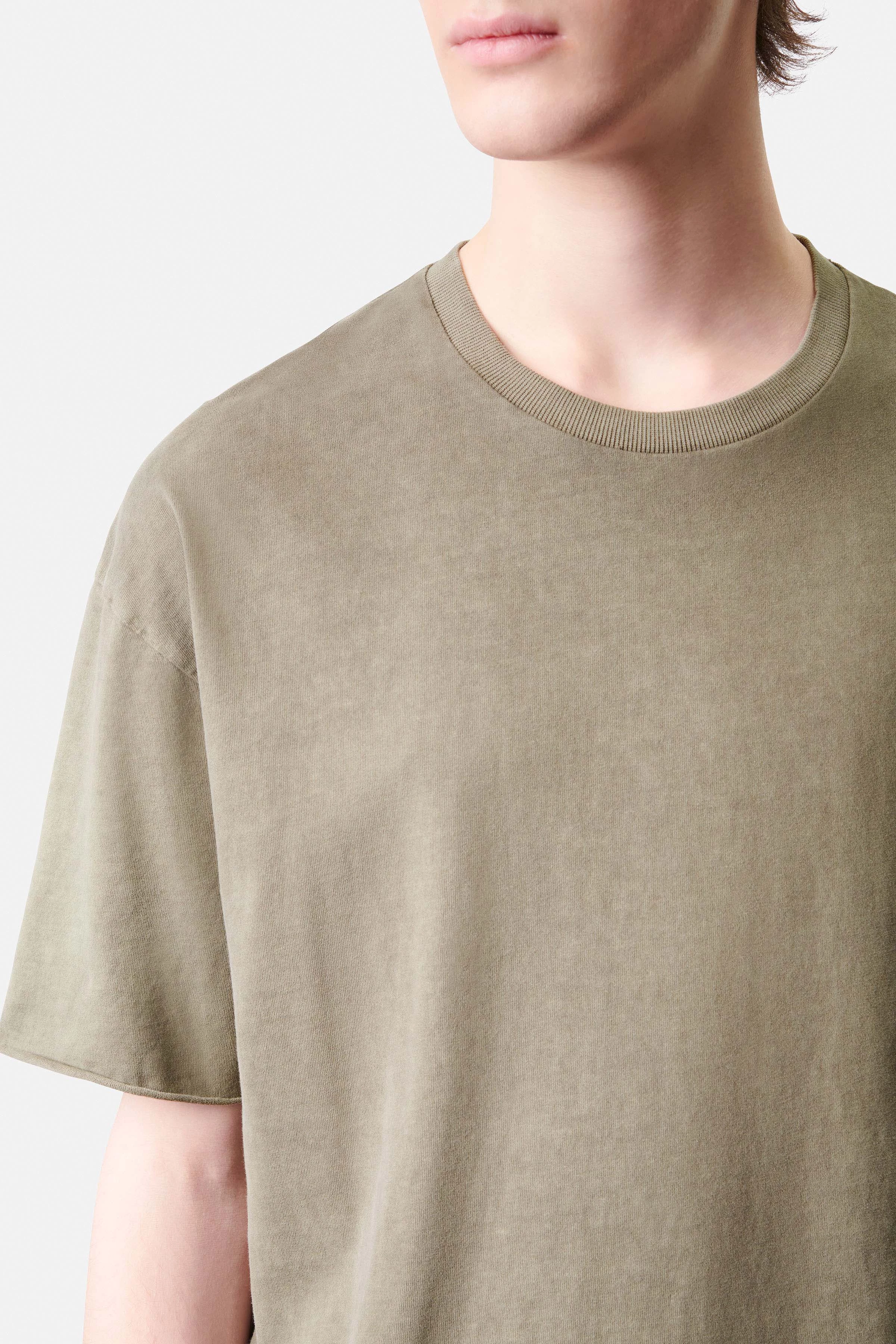 EROS - t-shirt with rolled edge in a washed look - men - green - Seitenansicht