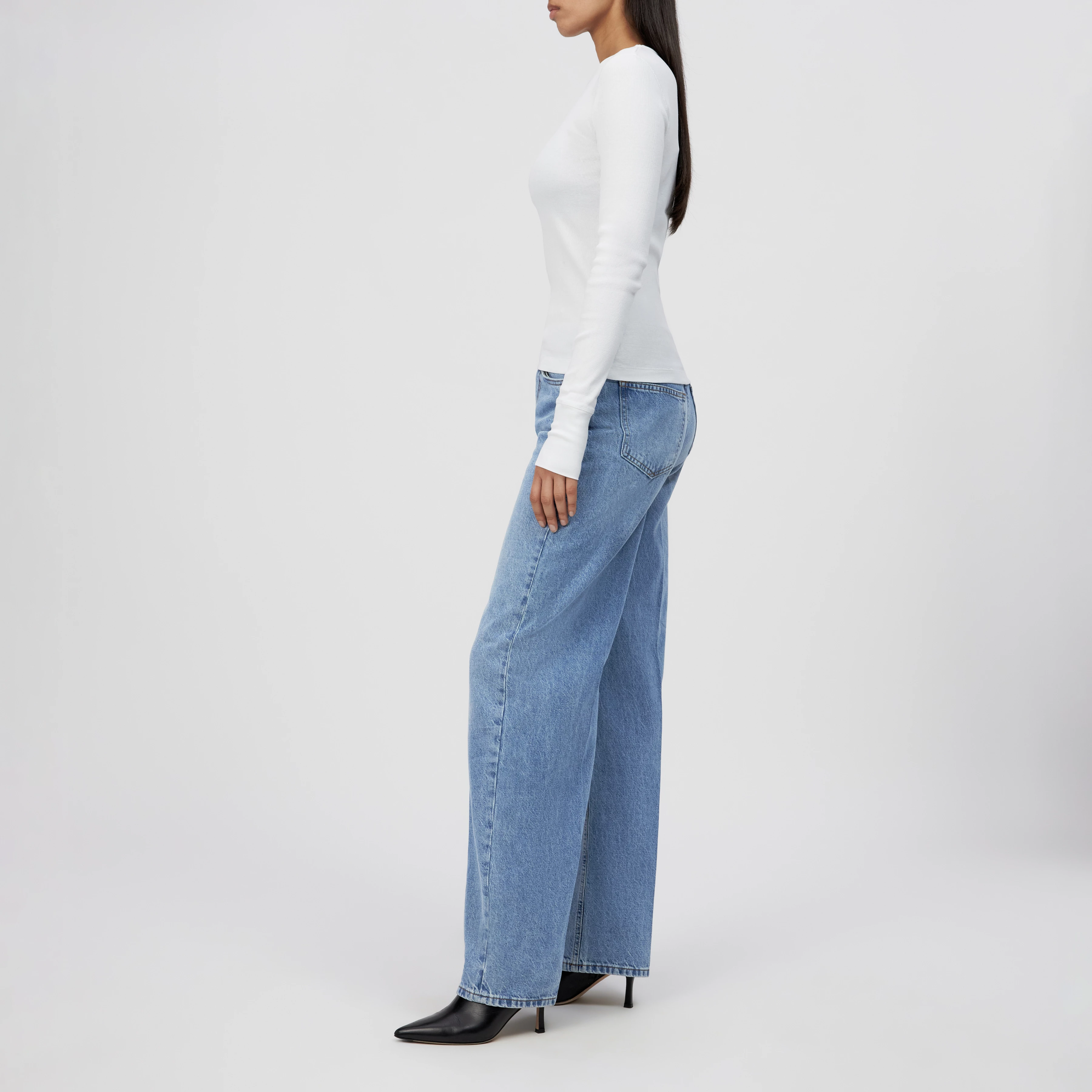 NURIT - Slim fit long-sleeved shirt in cotton rib - women - white - Seitenansicht