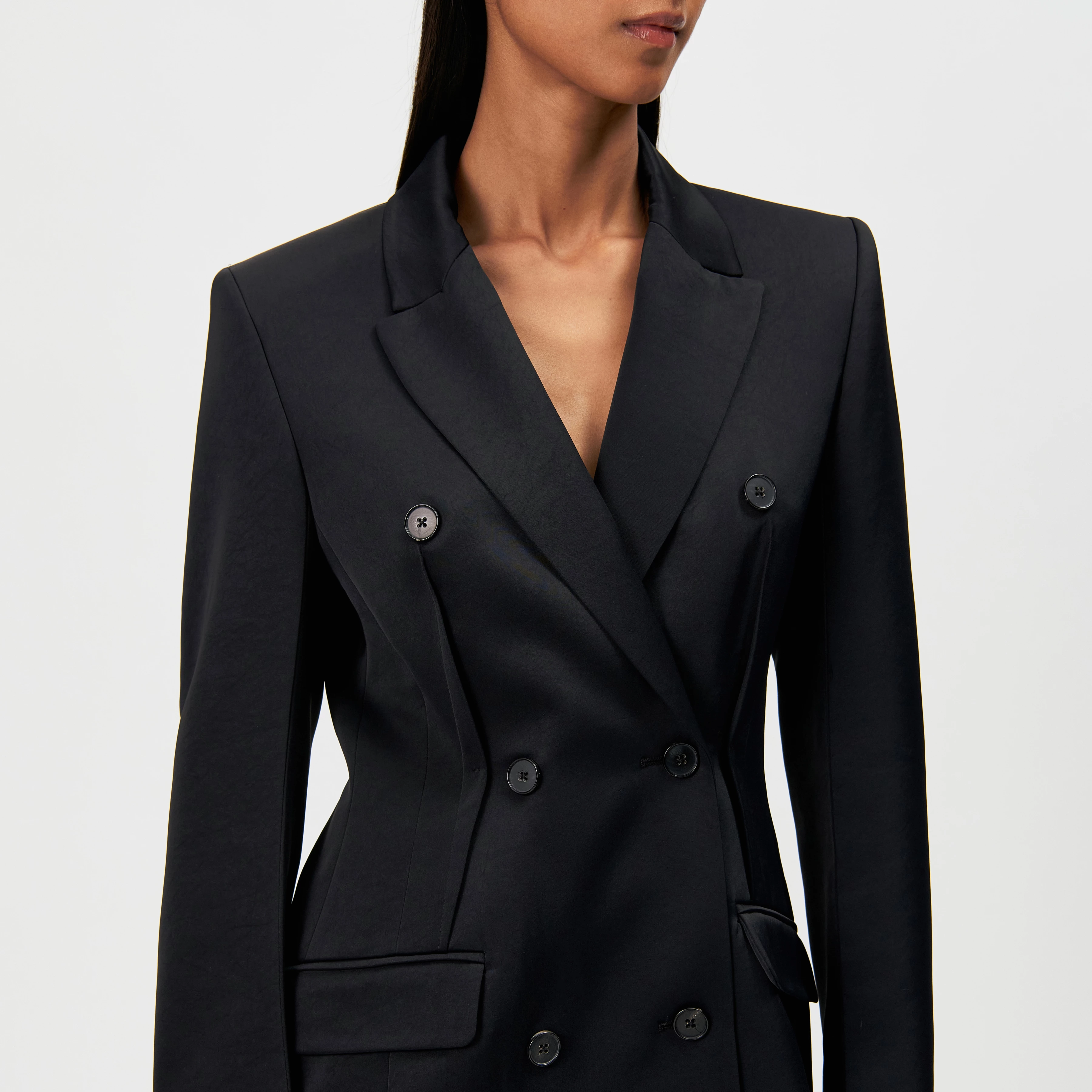 ELAINA - Satin blazer dress, tailored - women - black - Detailansicht am Model