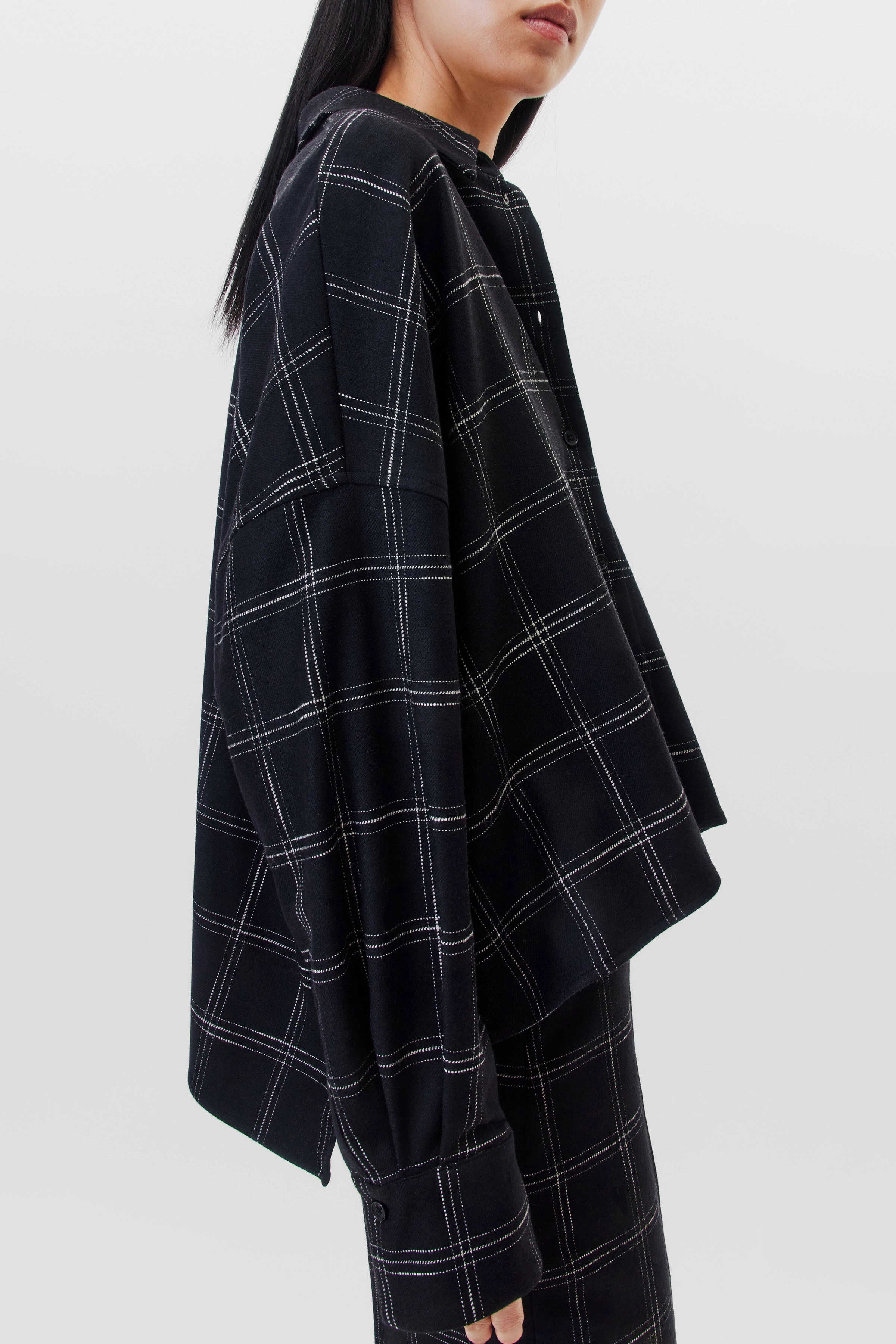 NAMIDA - flannel shirt blouse - women - black - Seitenansicht