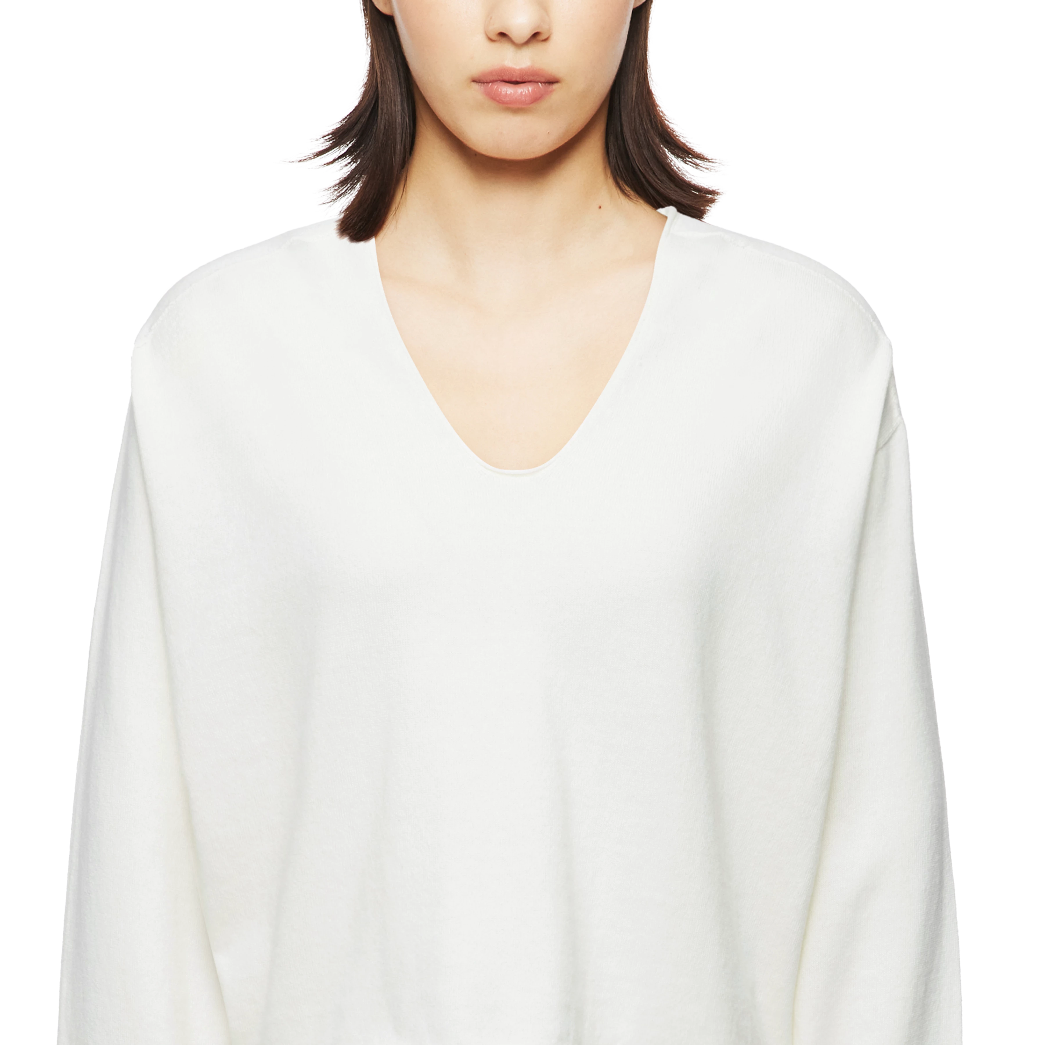 SOMAIJA - Oversized jumper in cotton-cashmere - women - off white - Detailansicht am Model