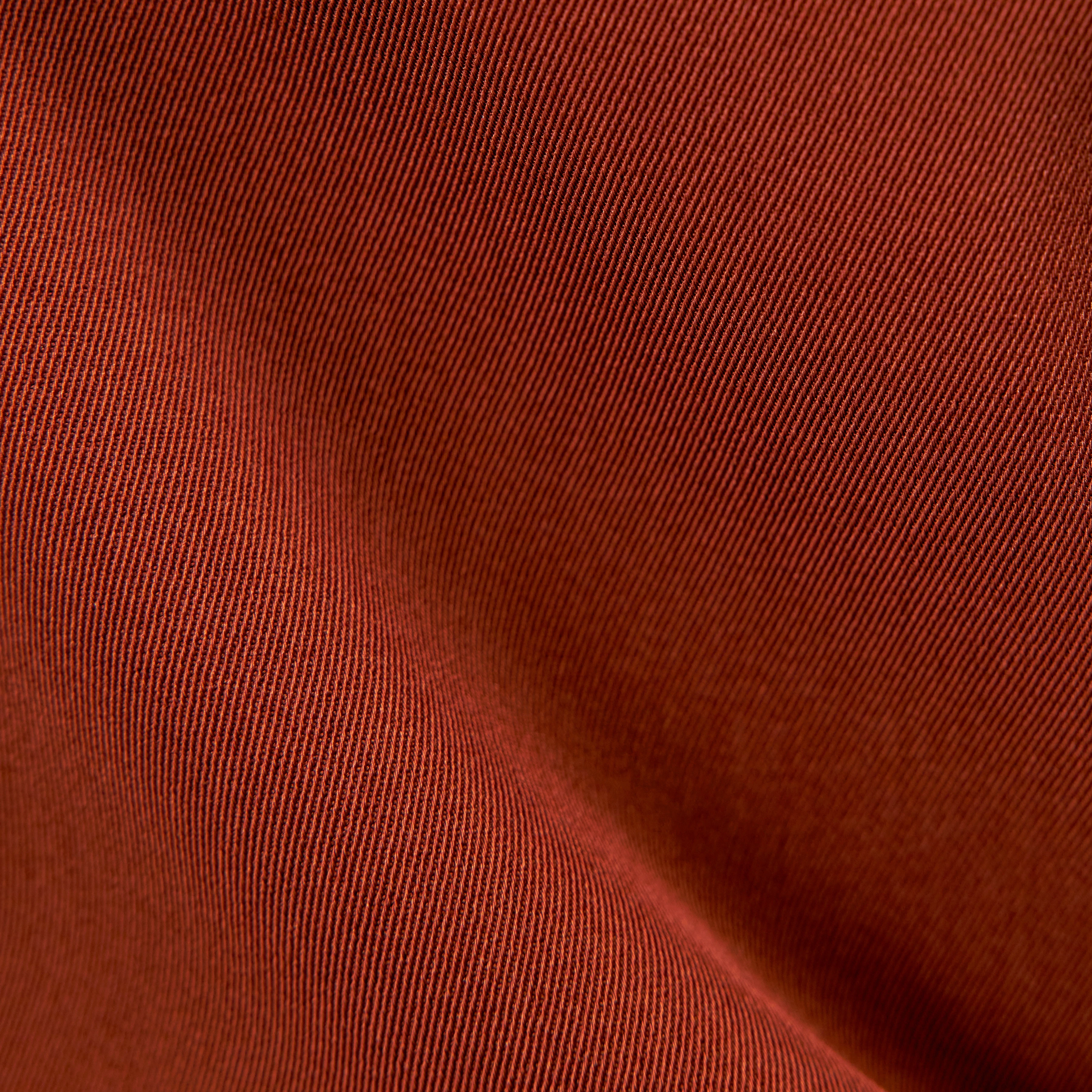ADUCT - Techno twill straight-leg tailored trousers - women - red - Materialbild (B2C)