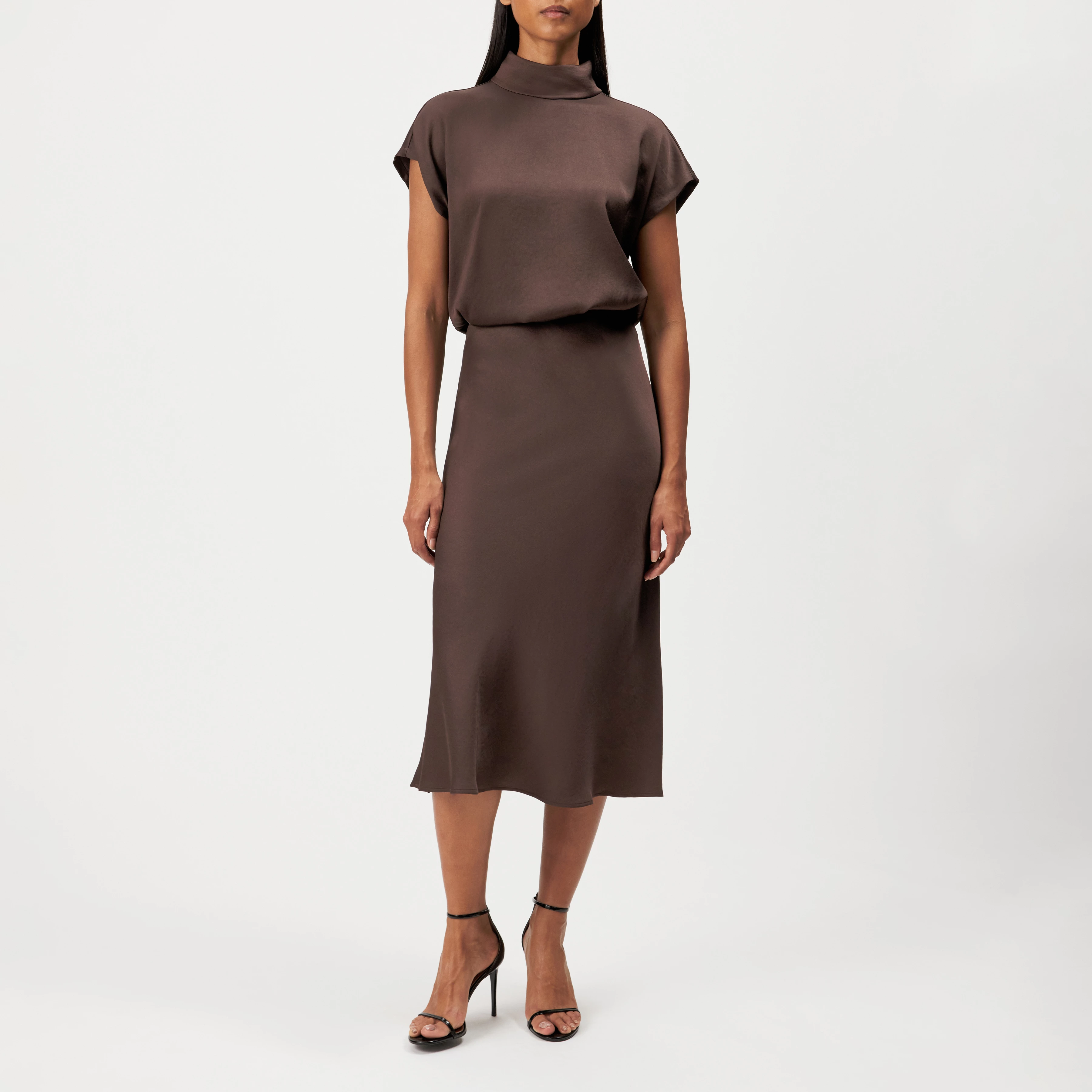 URA - Mid-length slip skirt in satin - women - brown - Ganzkörper-Frontansicht