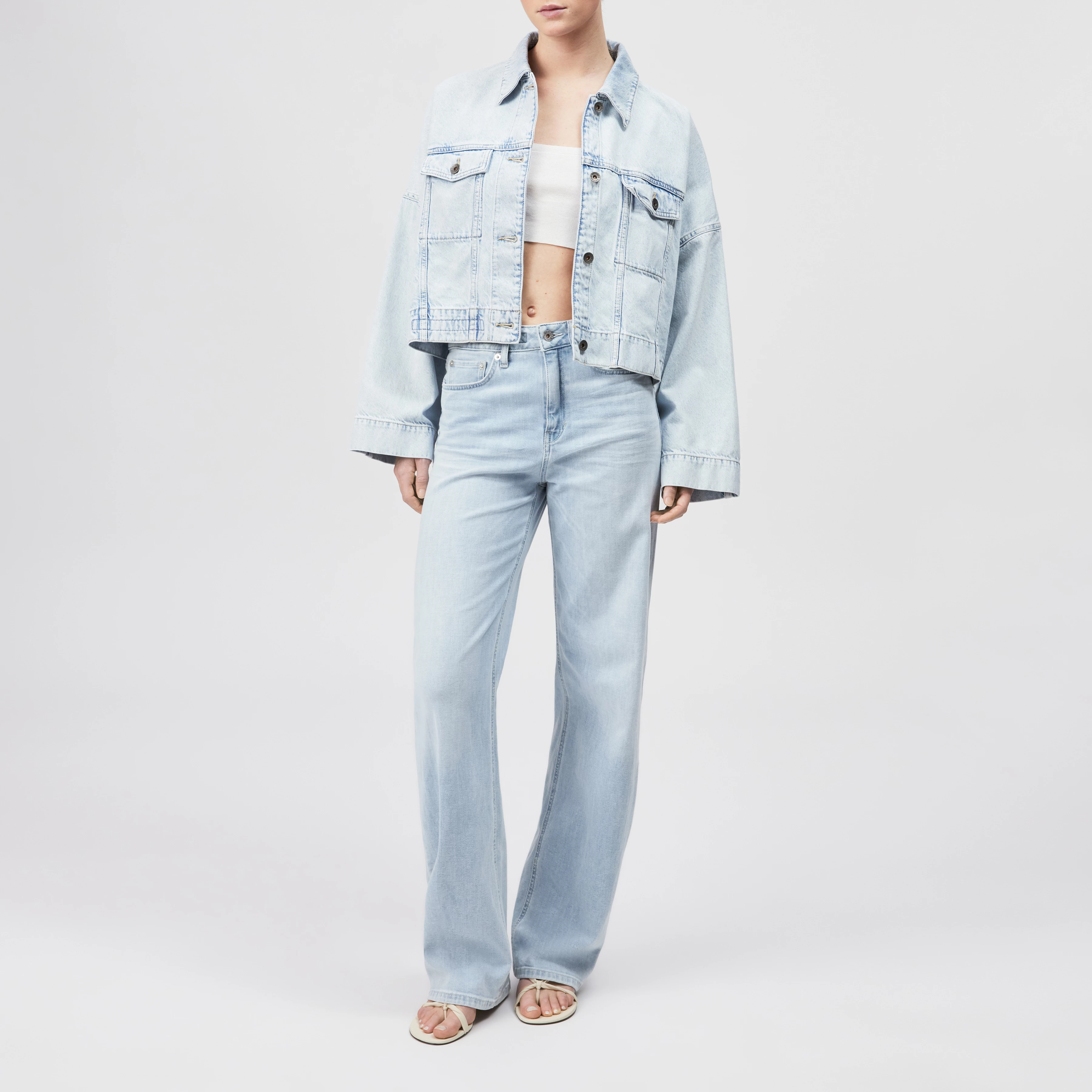 HOLBROOKS - Veste oversized en denim bleu clair - women - bleu - Ganzkörper-Frontansicht
