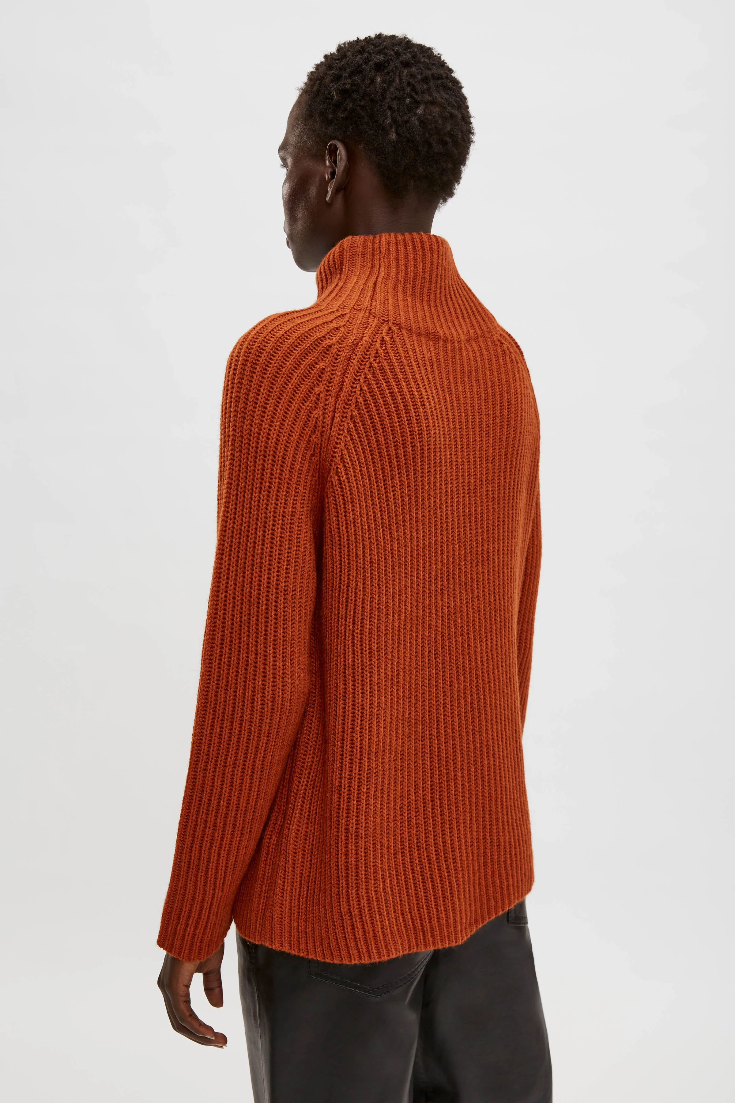 ARWEN - Rollkragenpullover aus Alpaka-Woll-Mix - Damen - orange - Rückansicht