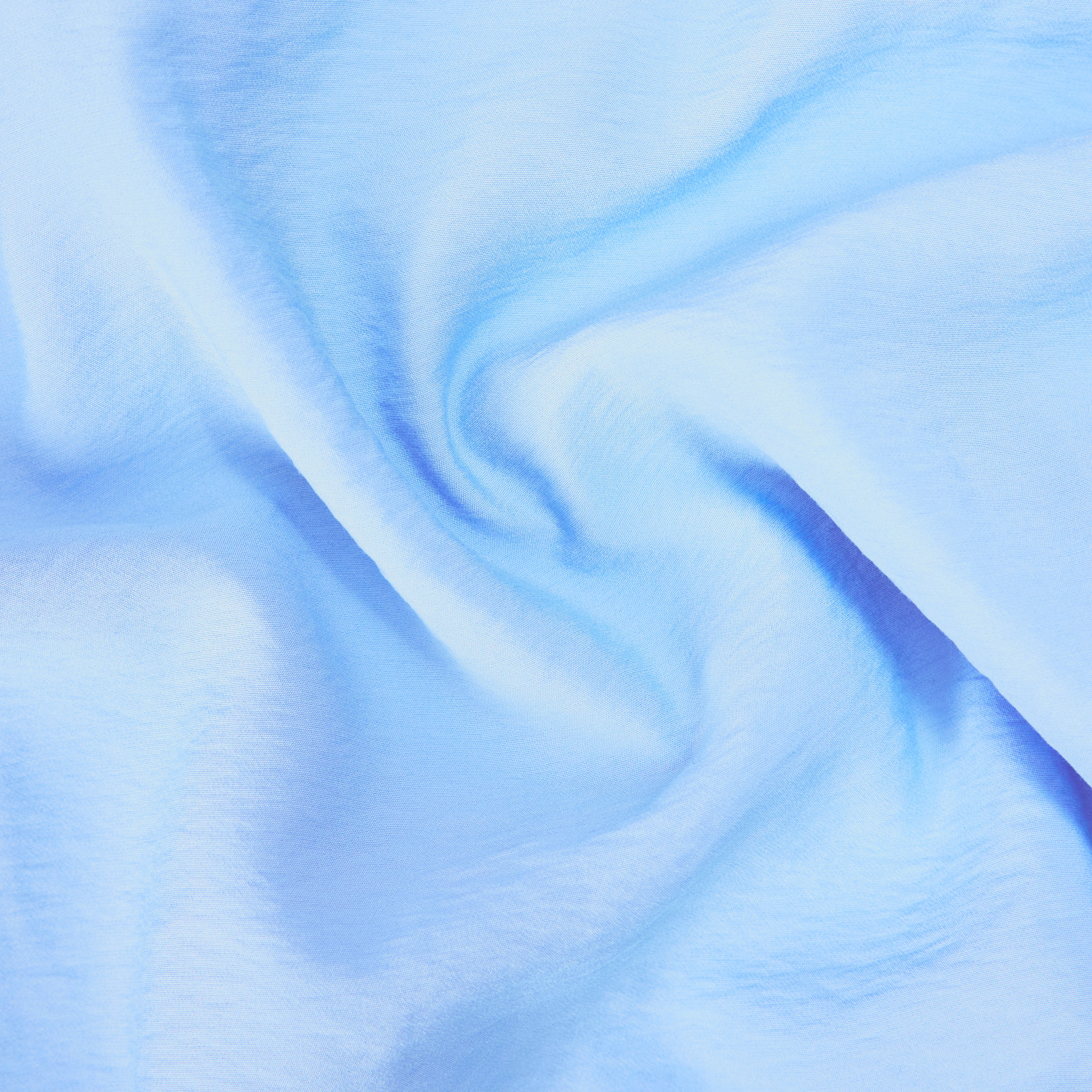 LAINAY - Cropped blouse in flowing viscose - women - blue - Materialbild (B2C)