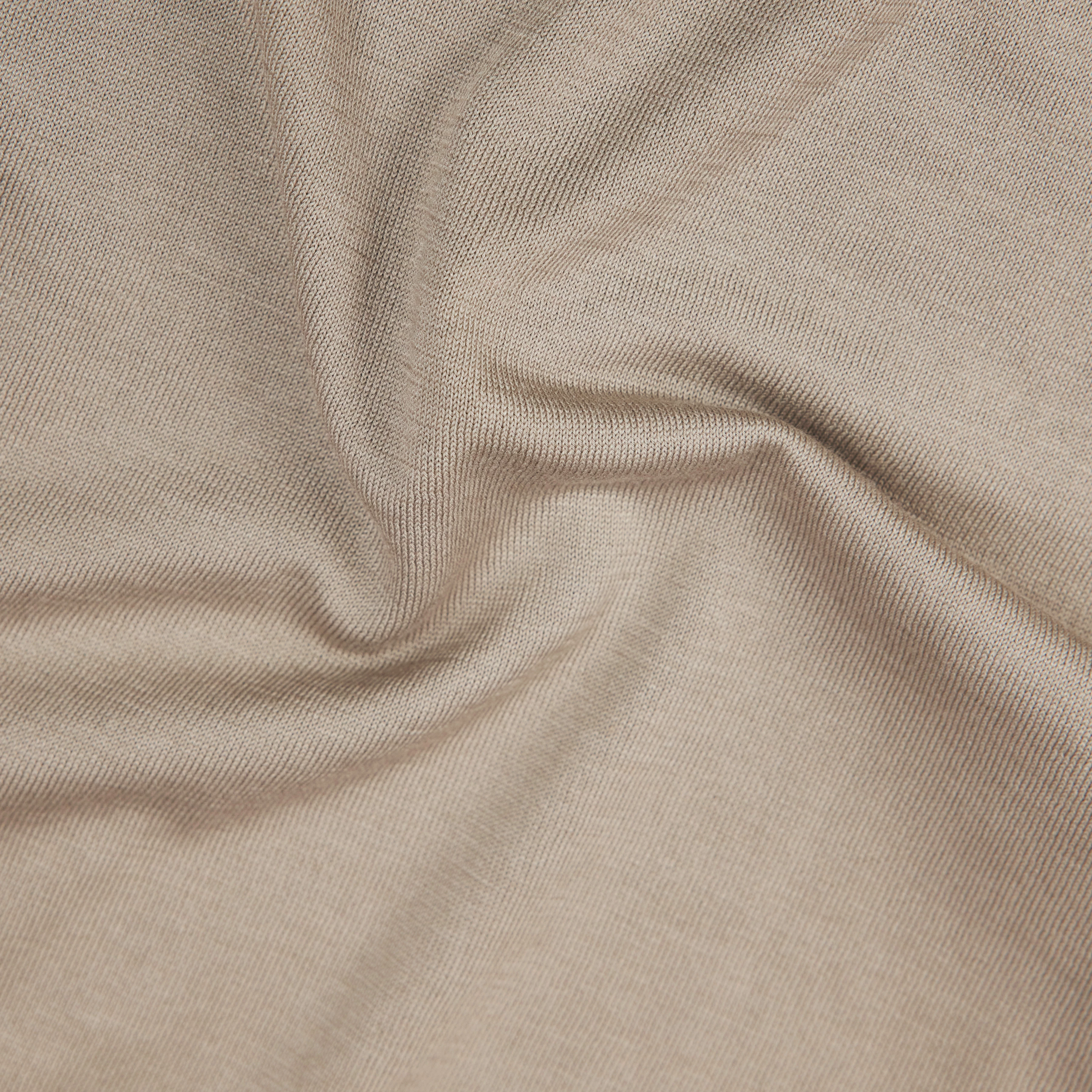 TRITON - Polo shirt in silk-cotton blend - men - beige - Materialbild (B2C)