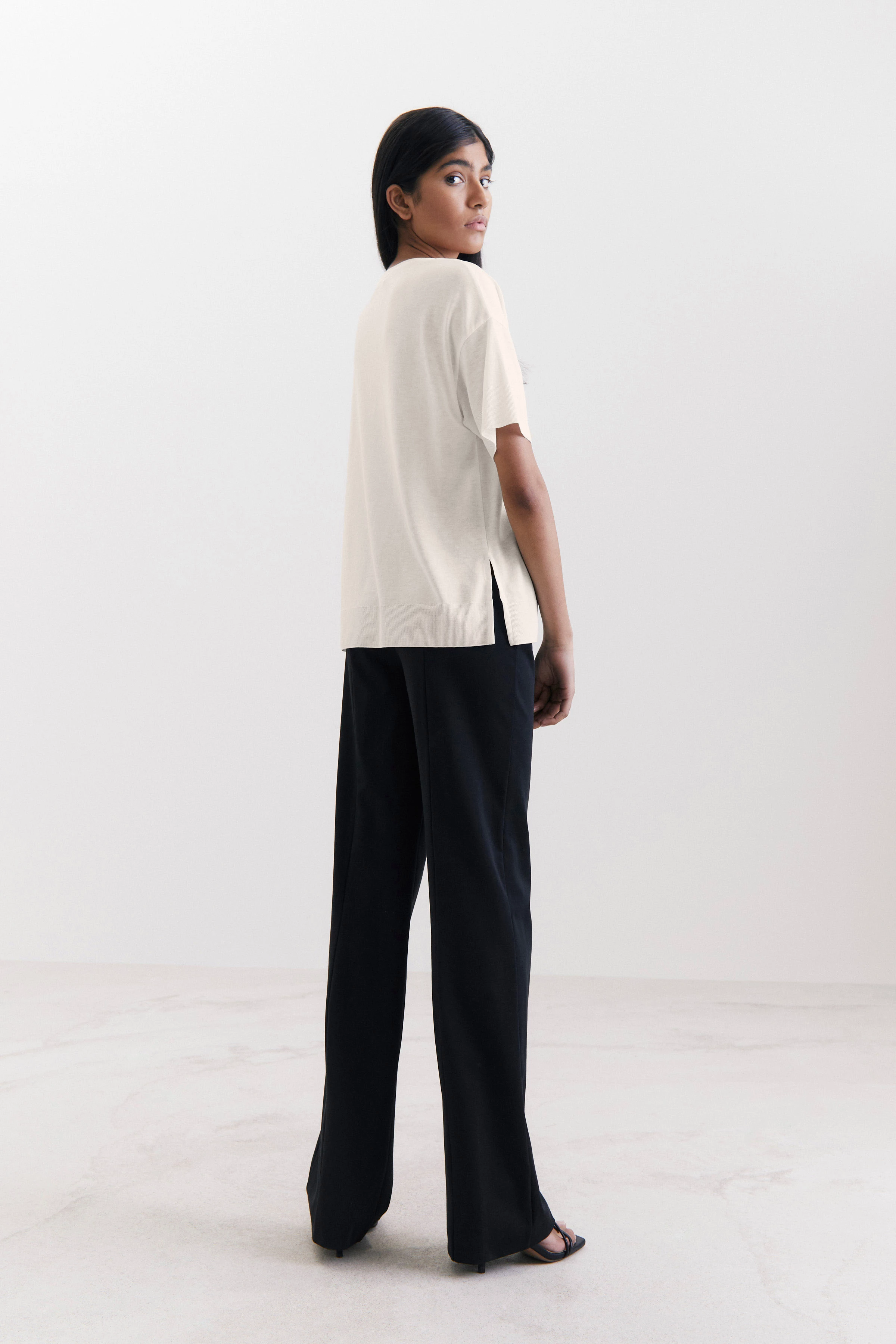 SVENNIE - T-Shirt aus Lyocell-Baumwoll-Mix - Damen - off white - Rückansicht