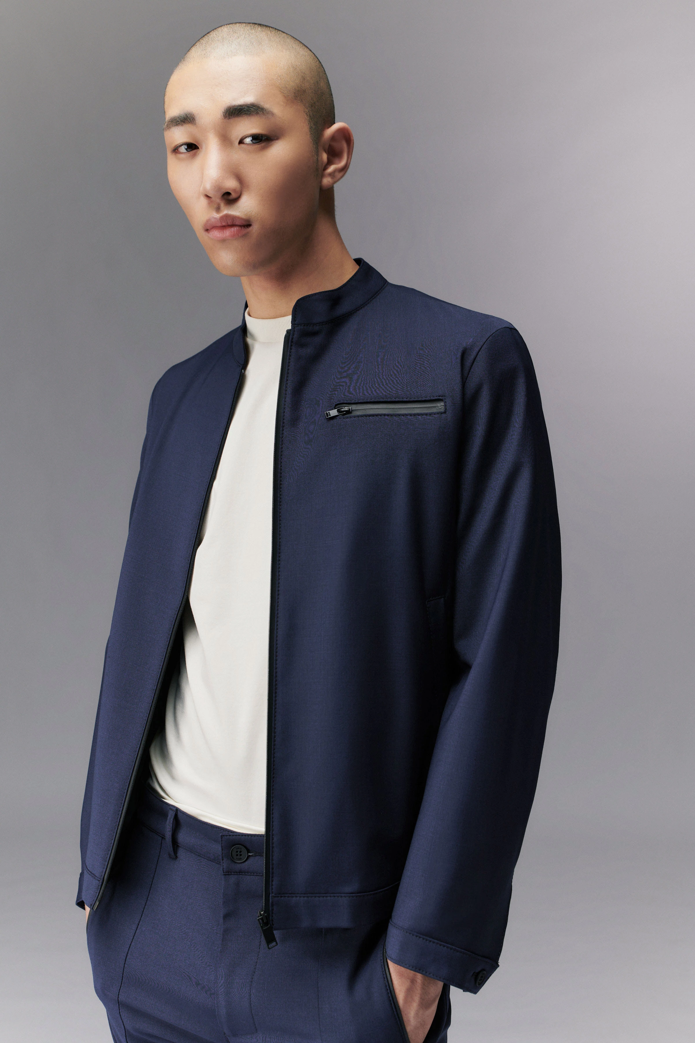 NESSO - sporty jacket with stand up collar and chest pocket - men - blue - Frontansicht