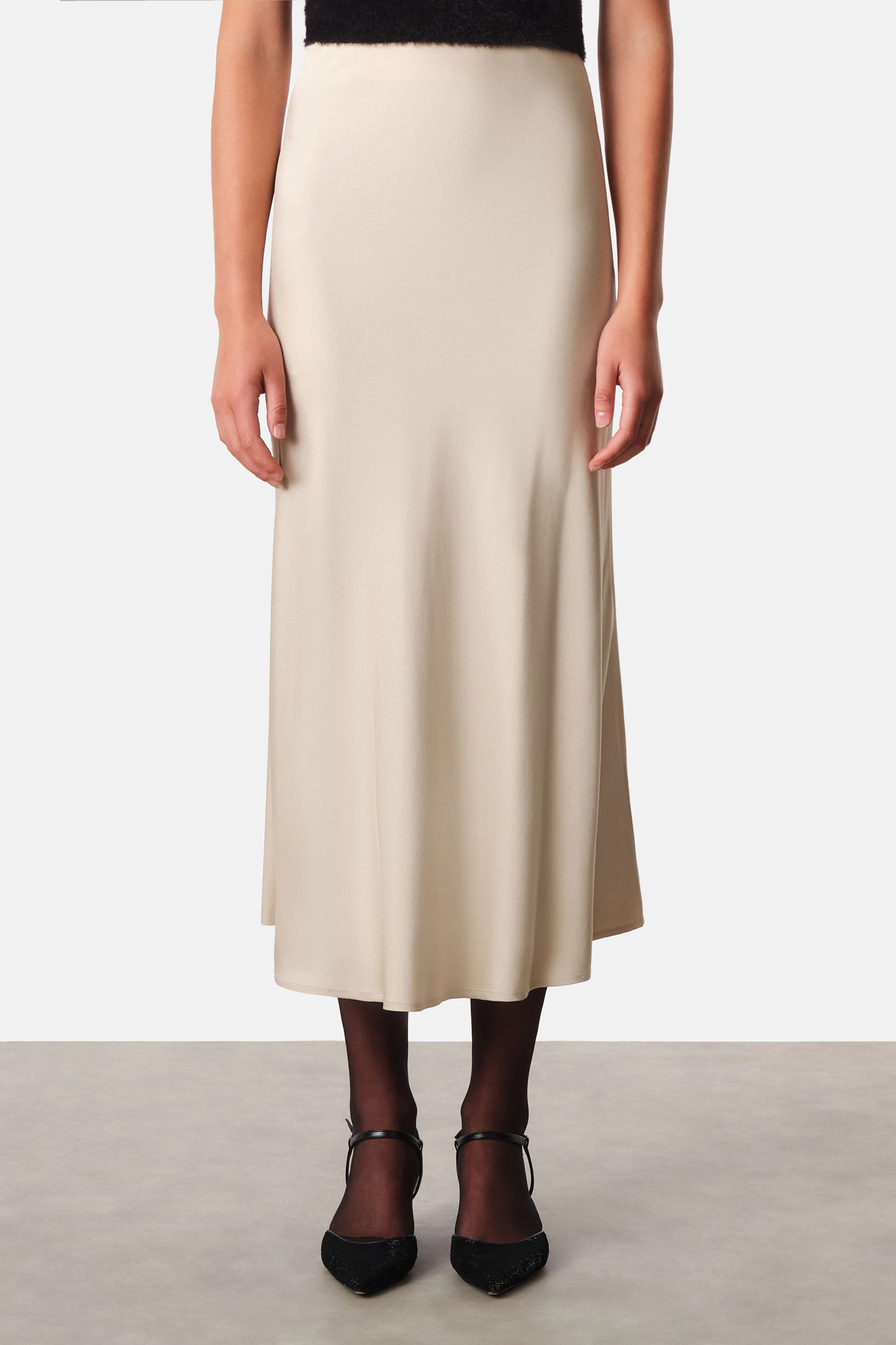 NEVIDA - Midi length slip skirt - women - brown - Frontansicht