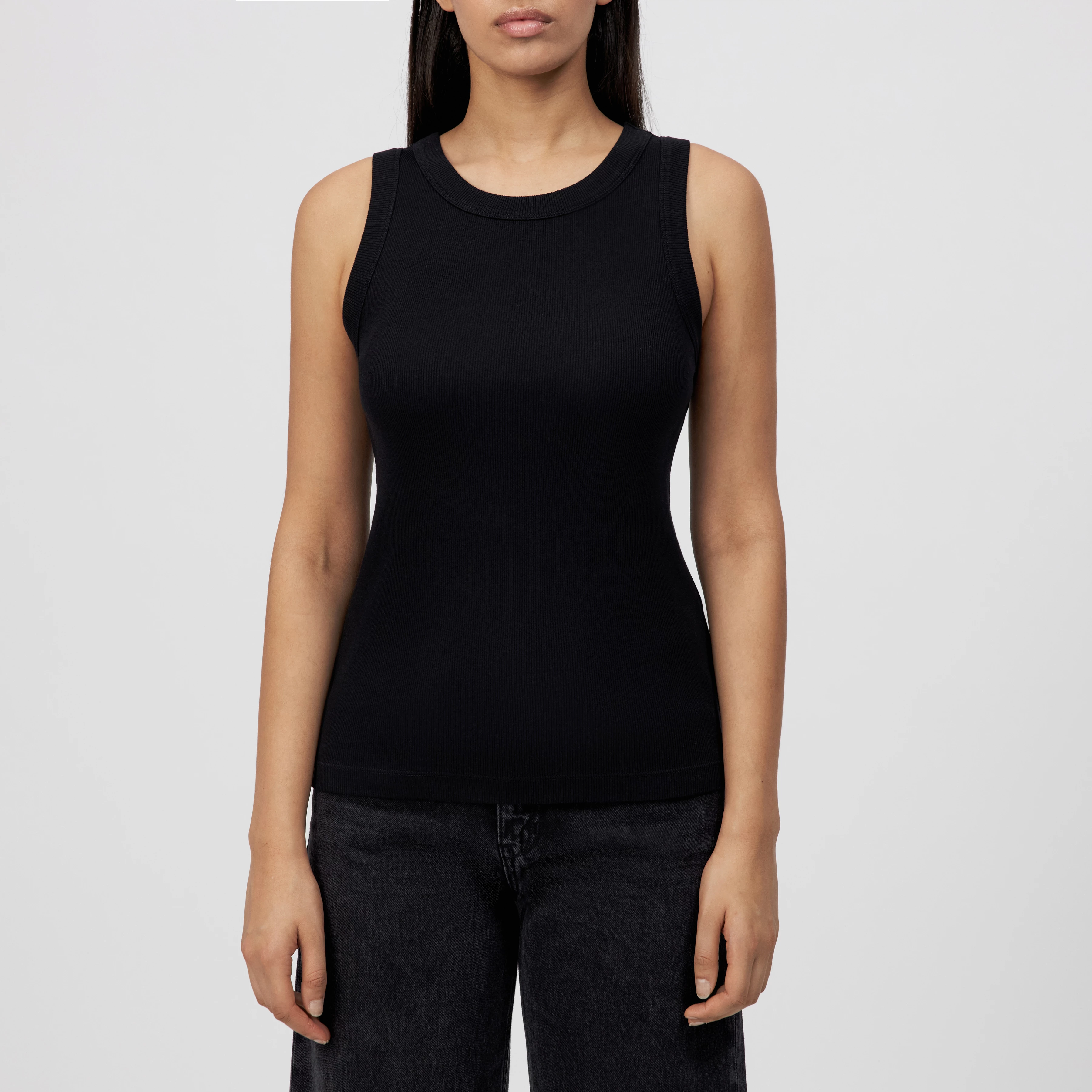 OLINA - Tanktop mit Rundhals in Baumwoll-Rippe - Damen - schwarz - Frontansicht