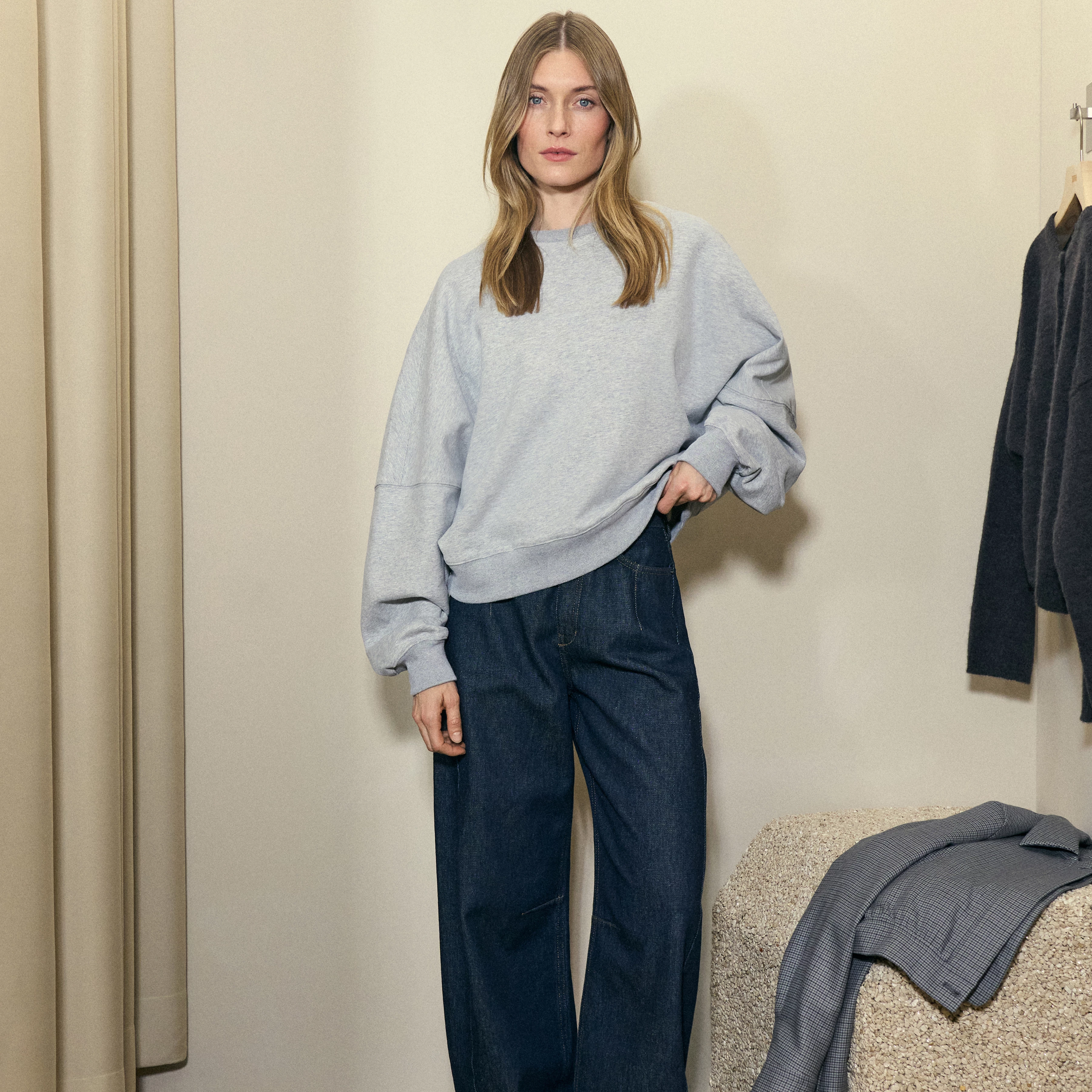 ASTERA_P1 - Oversized sweatshirt with DRYKORN embroidery - women - grey