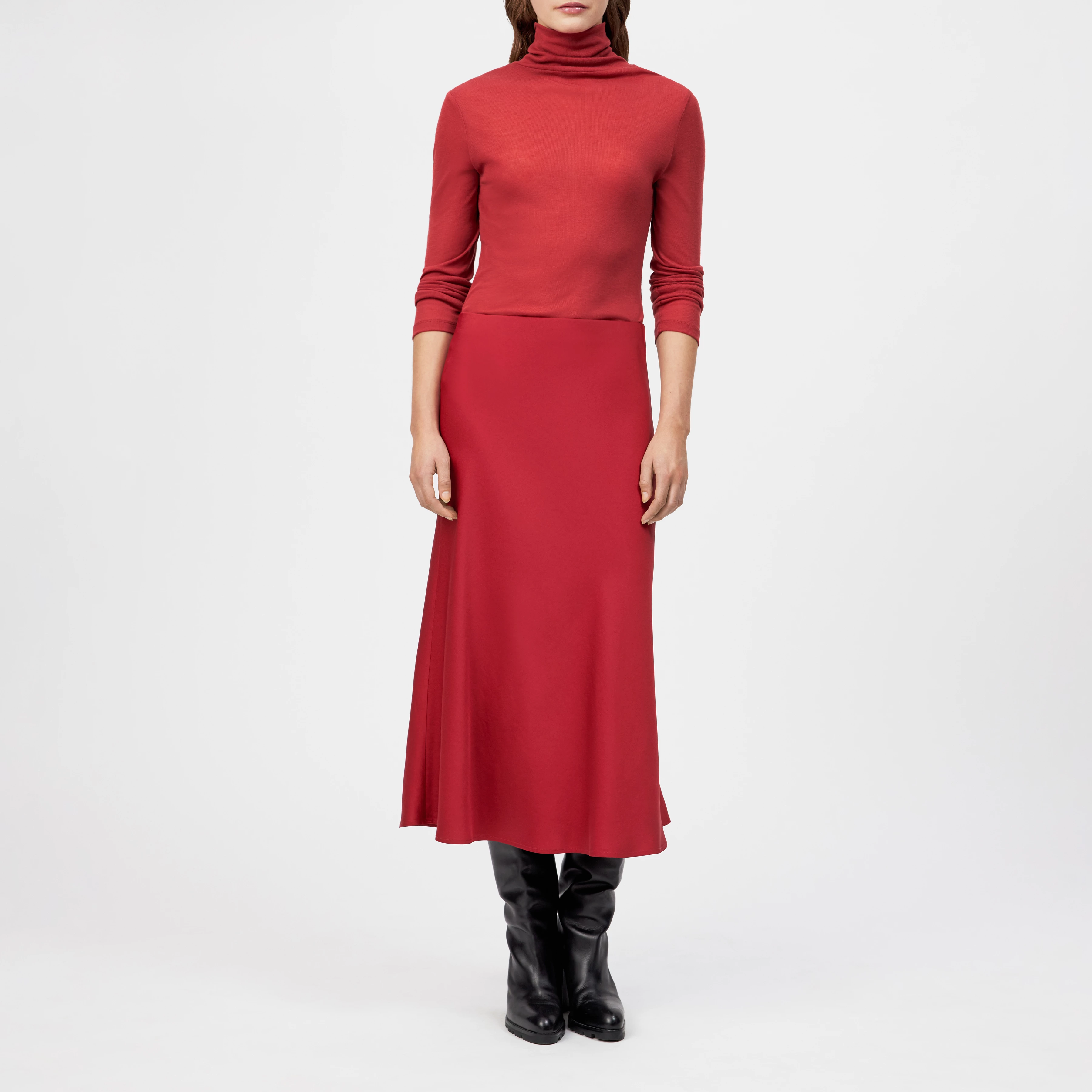 URA - Slip-Skirt in Midilänge in Satin - Damen - rot - Ganzkörper-Frontansicht