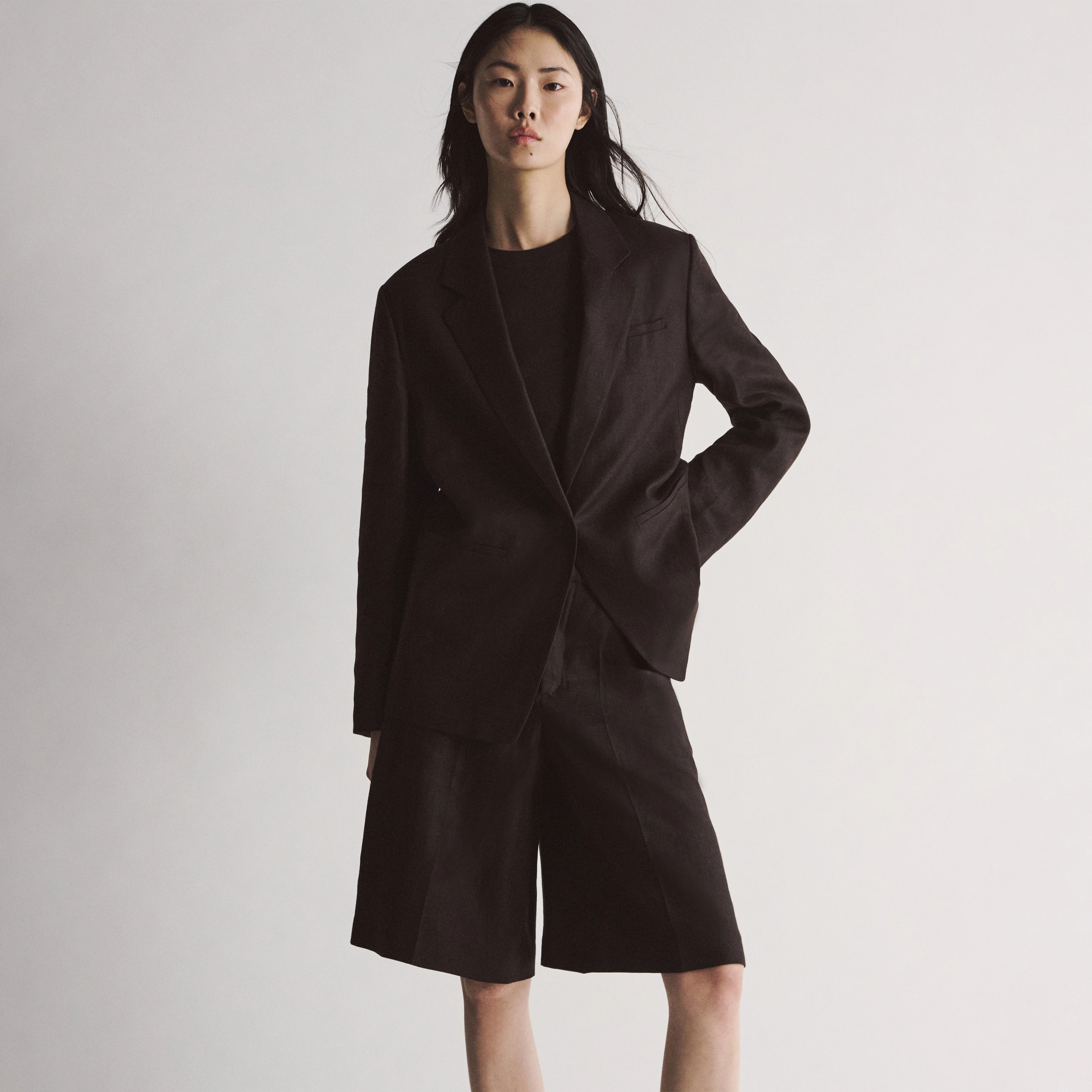 MOWTIE - Casual single-breasted blazer in pure linen - women - brown
