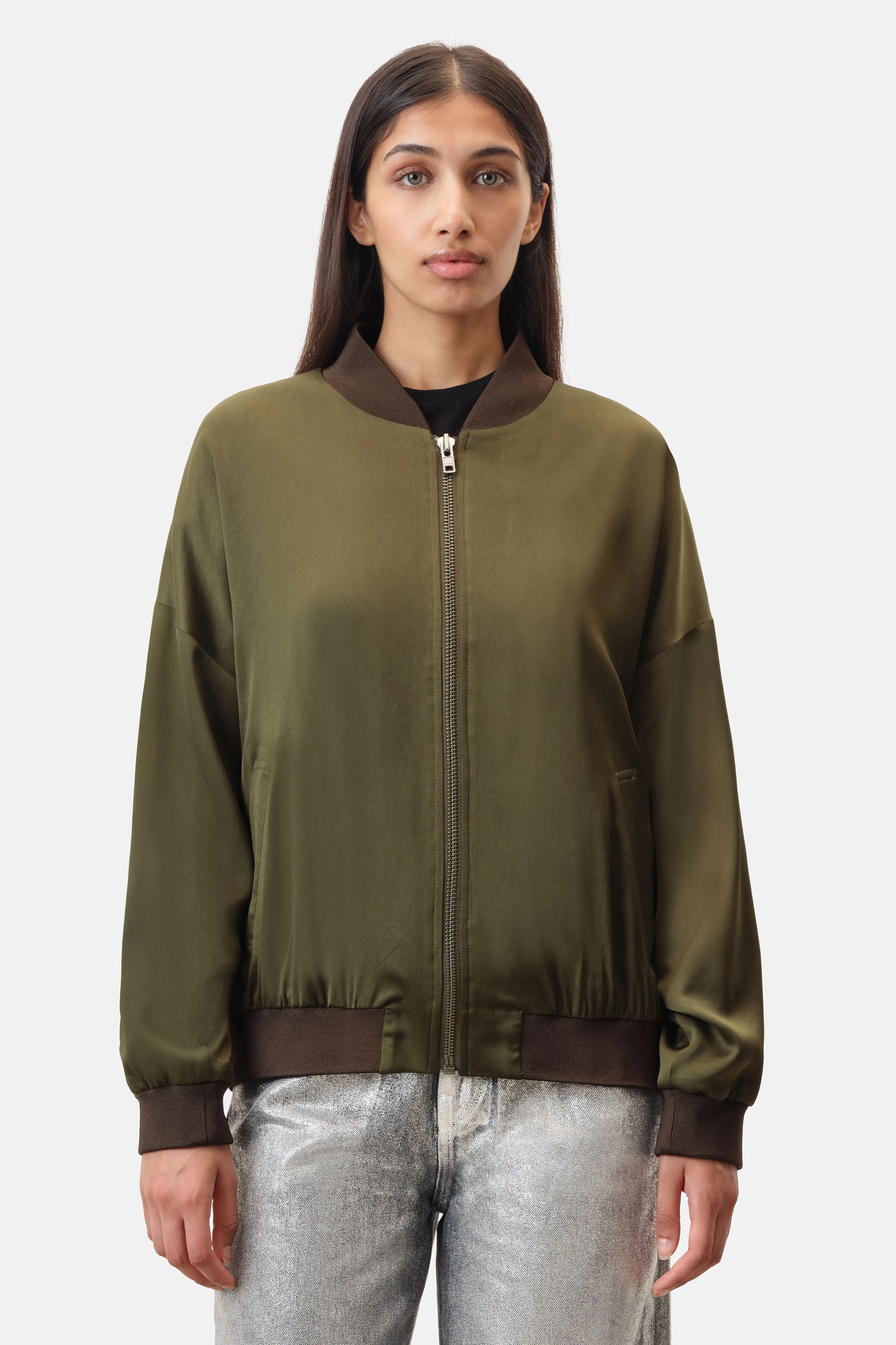 JANWYN - college jas in satijn - dames - bruin - Frontansicht