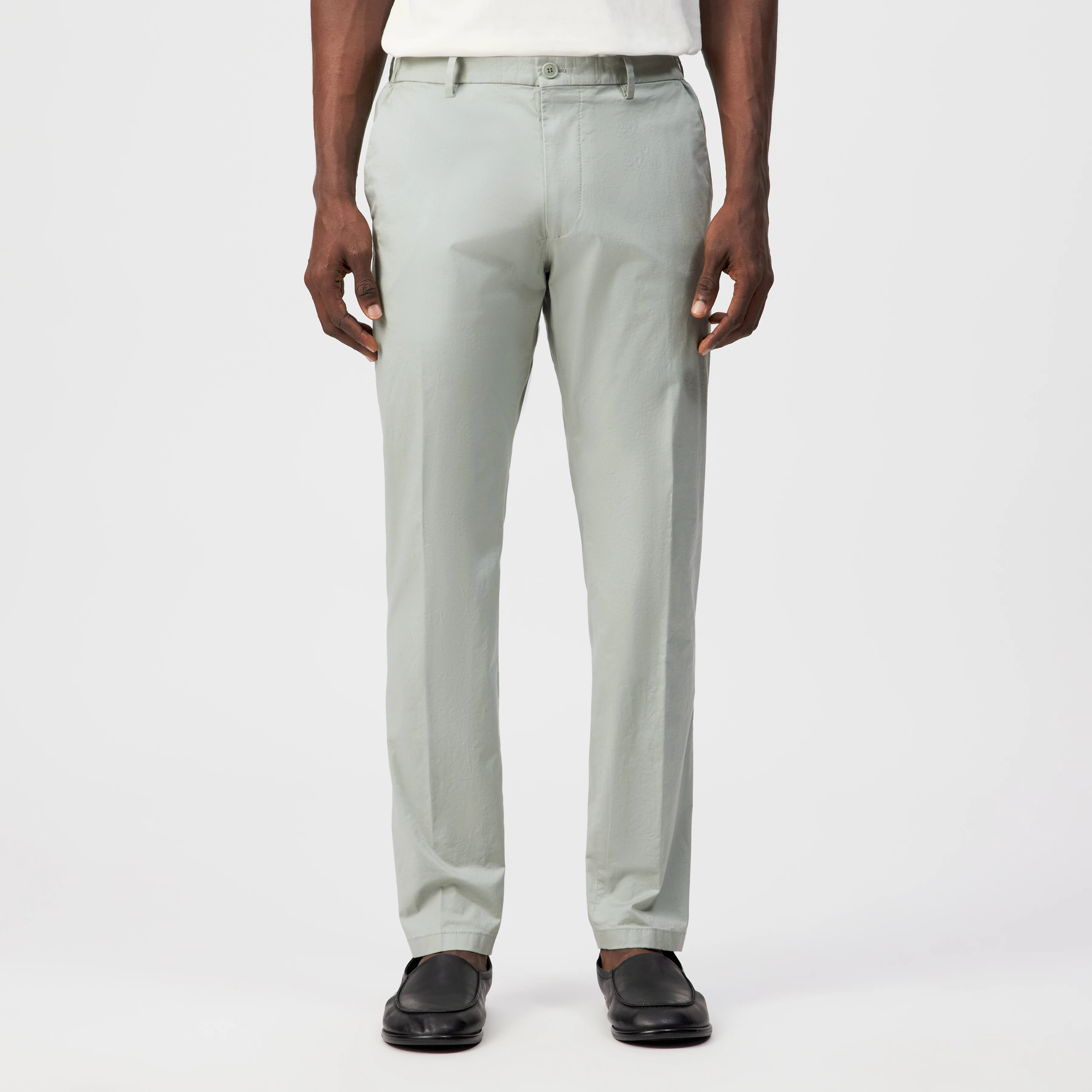 AJEND - Ready-made trousers in cotton gabardine - men - green - Frontansicht