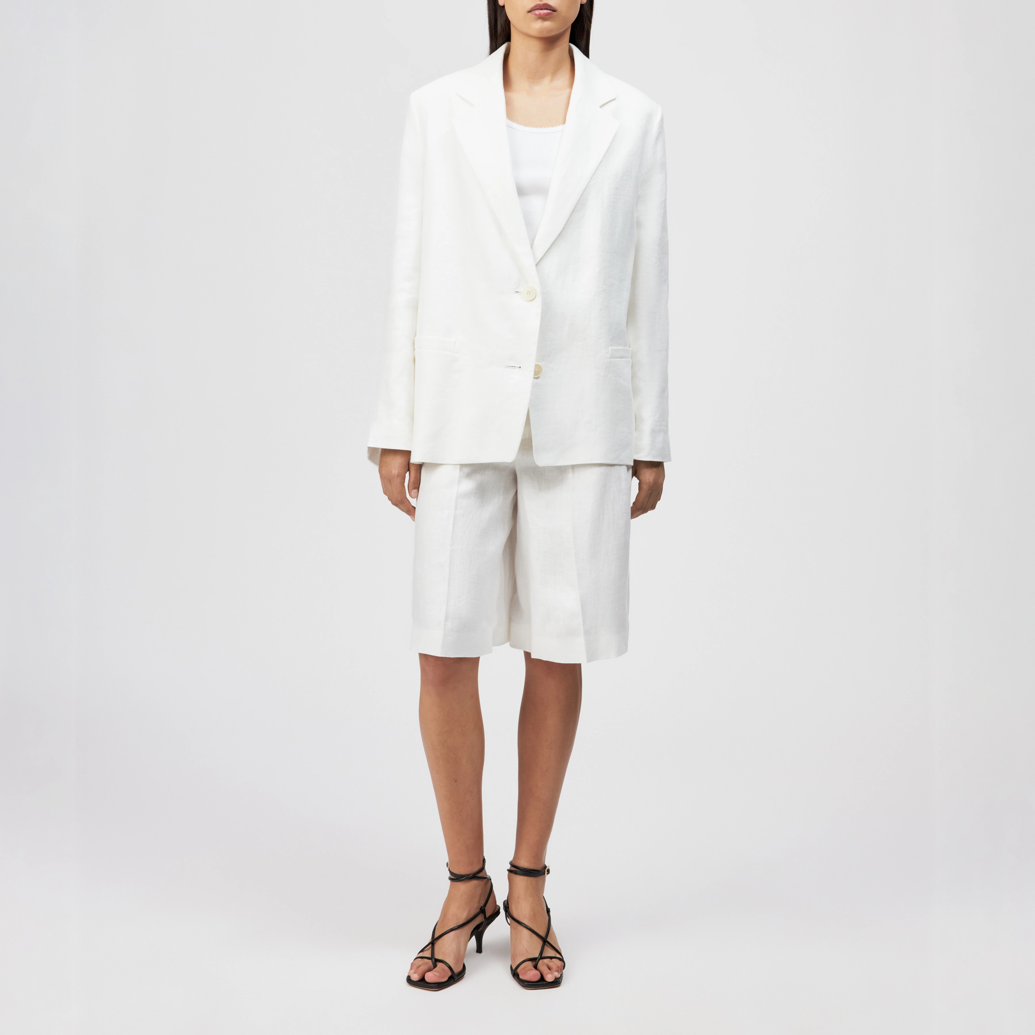 IVERLY - Pure linen oversized blazer - women - off white - Ganzkörper-Frontansicht