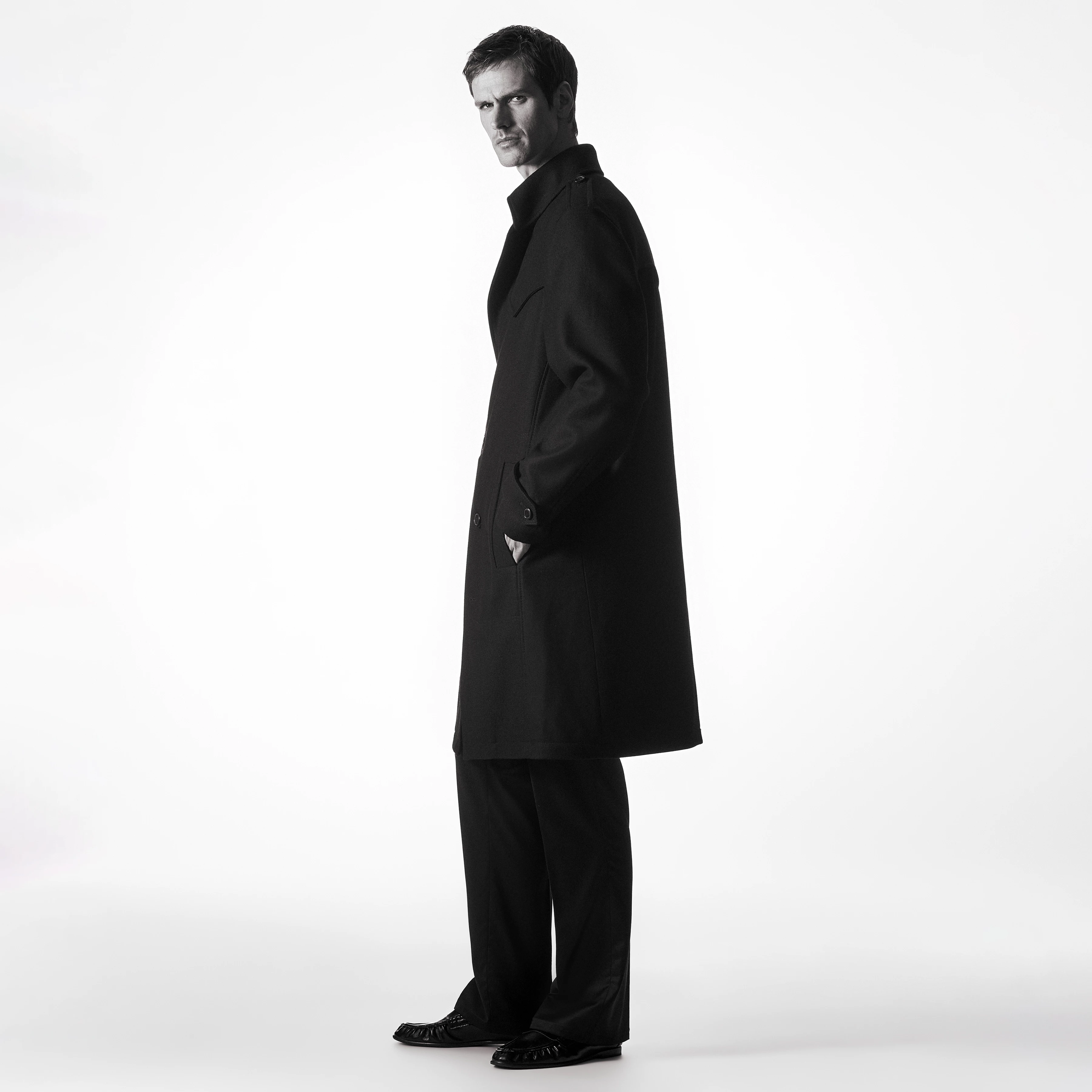DRYOXFORD - Pure wool coat - men - black - Seitenansicht