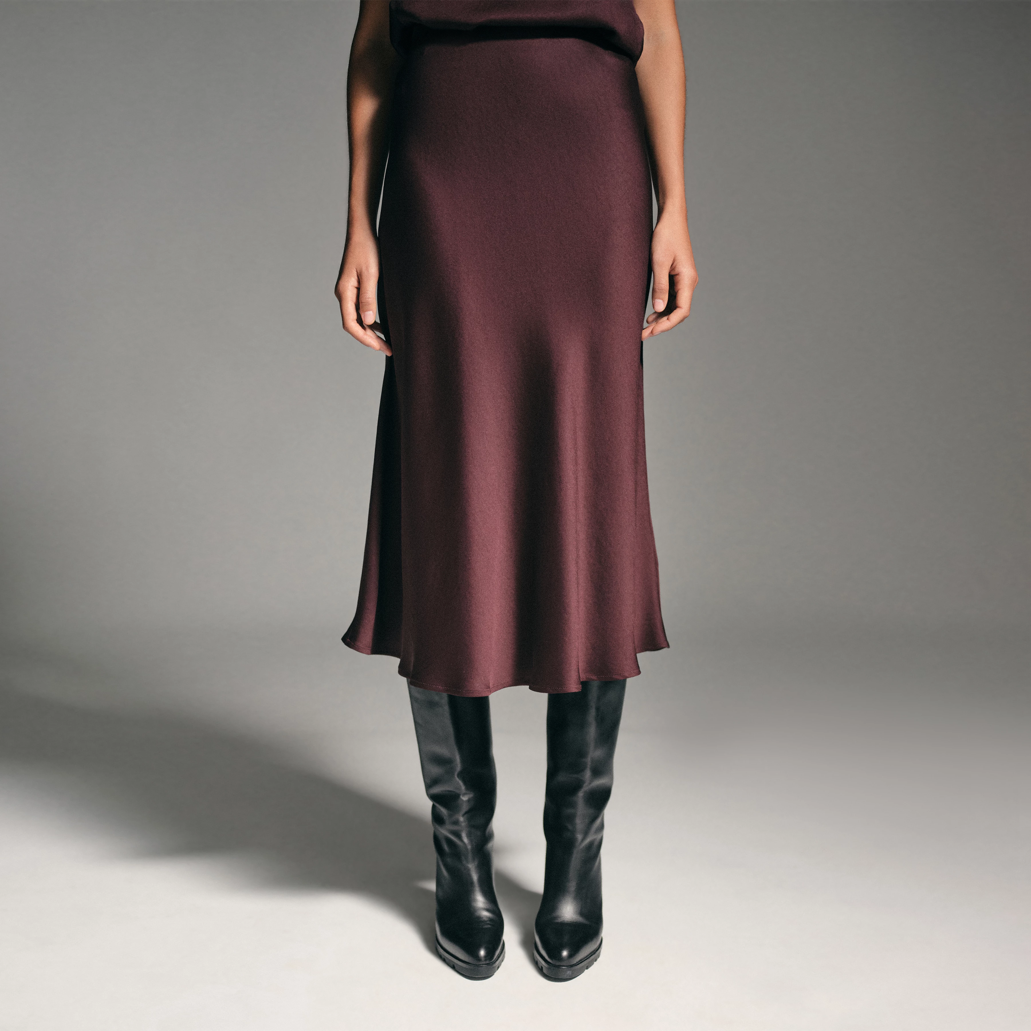 URA - Slip-Skirt in Midilänge in Satin - Damen - rot
