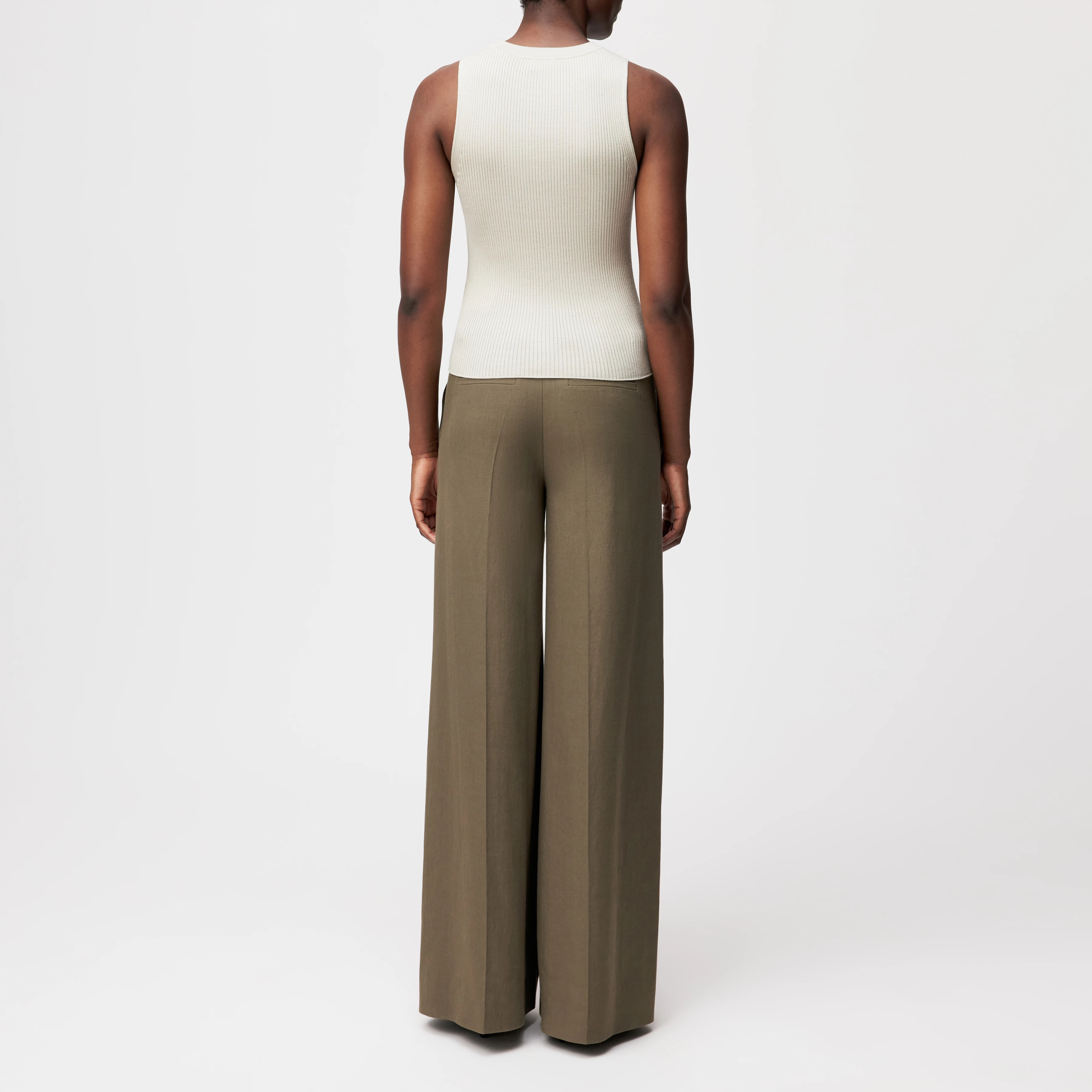 PHIA - Strick-Tanktop mit Rundhals in fließendem Wollmix - Damen - beige - Rückansicht