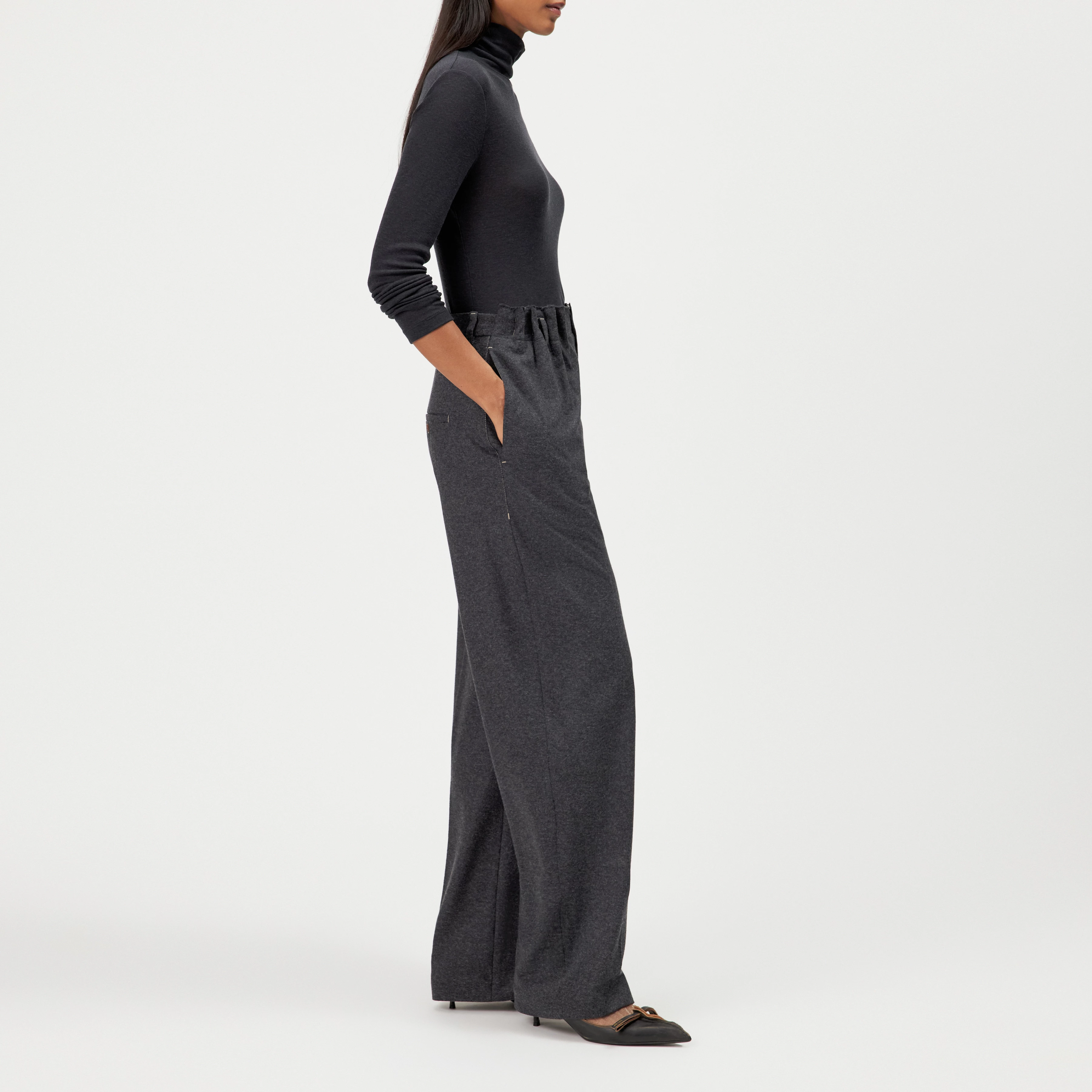 ELIDE - Wide pleat-front wool blend jersey trousers - women - grey - Seitenansicht