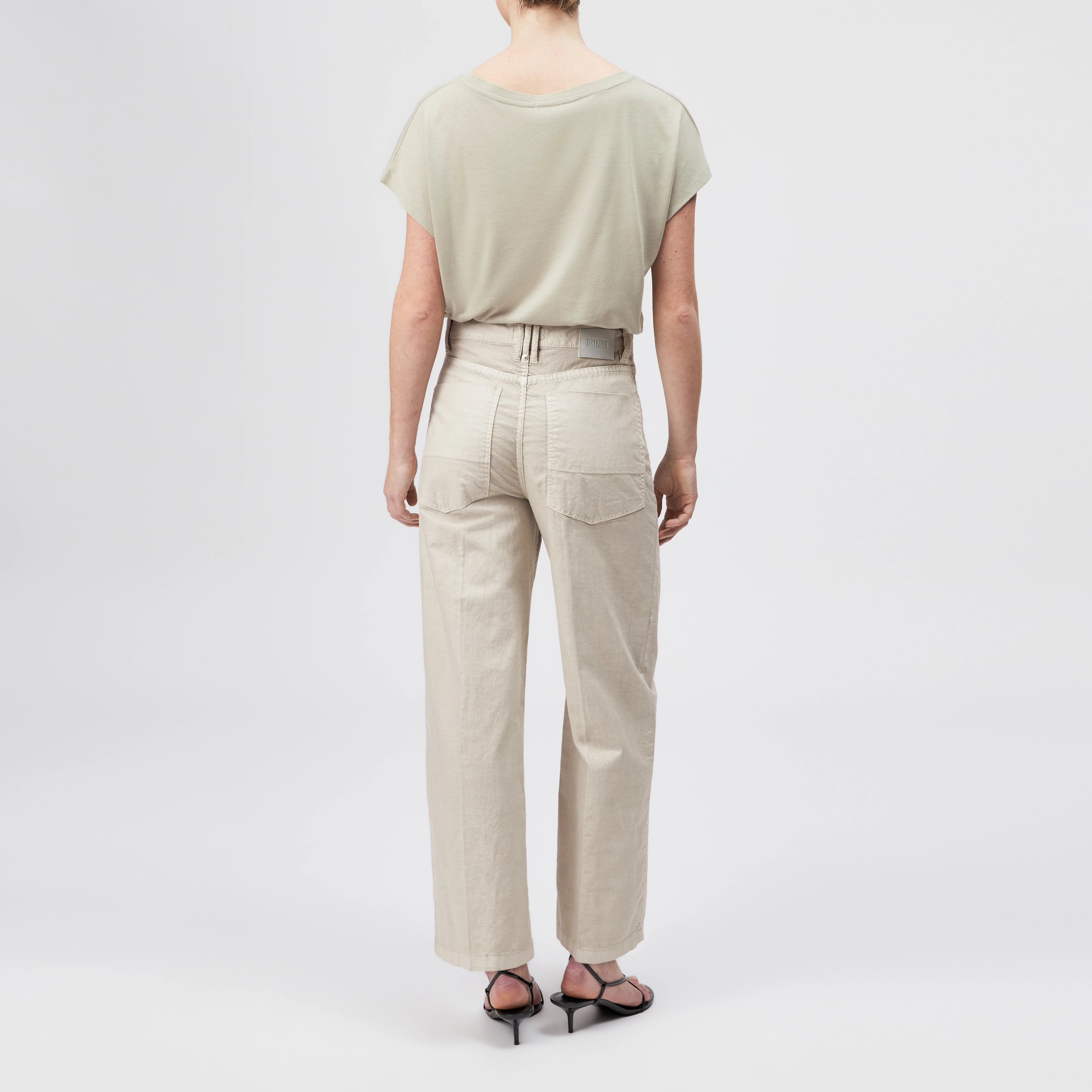 DERIVE - Mid-waist jeans in cotton-linen blend - women - beige - Rückansicht