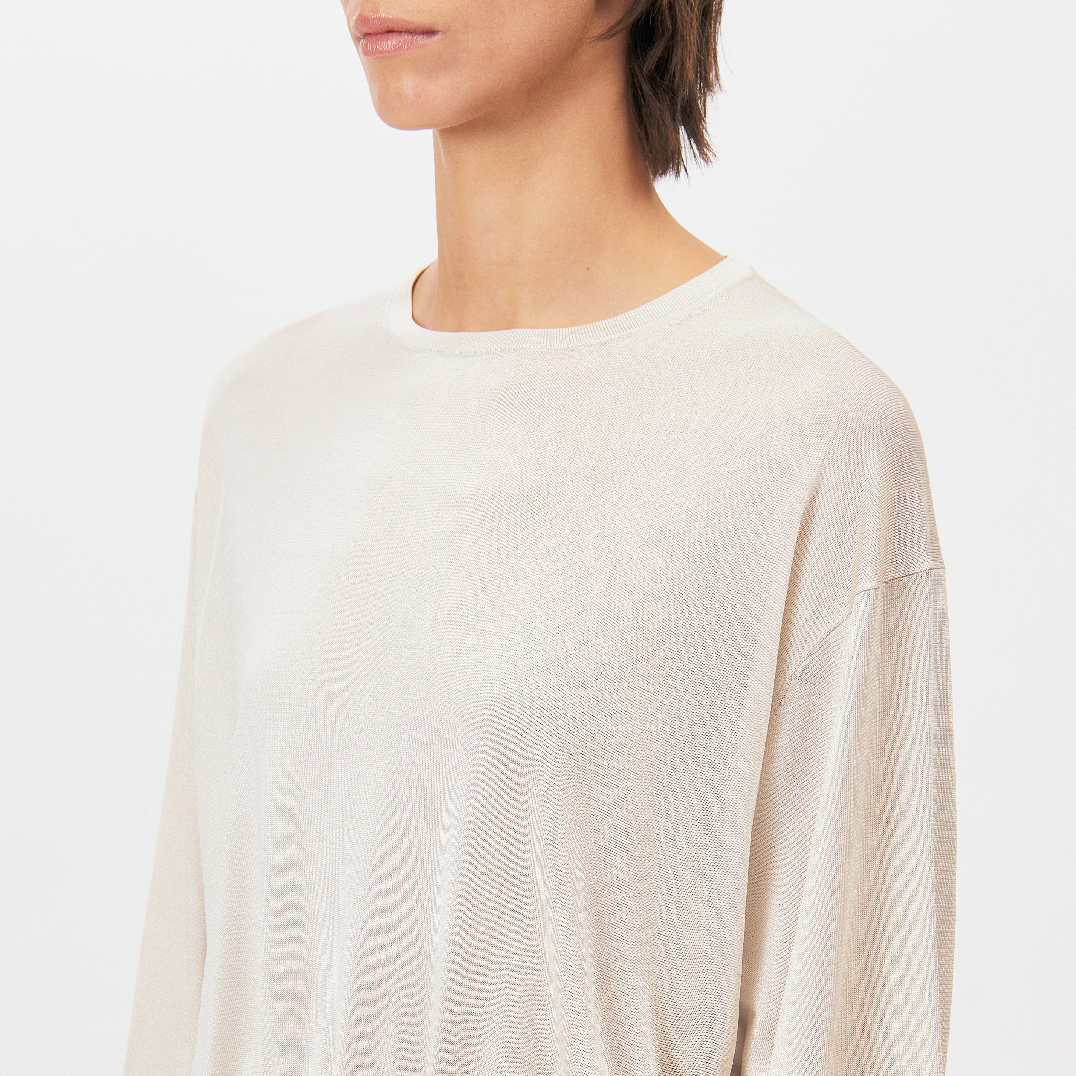 TALOMINA - Pull à manches ballon en acétate pur - women - beige - Detailansicht am Model