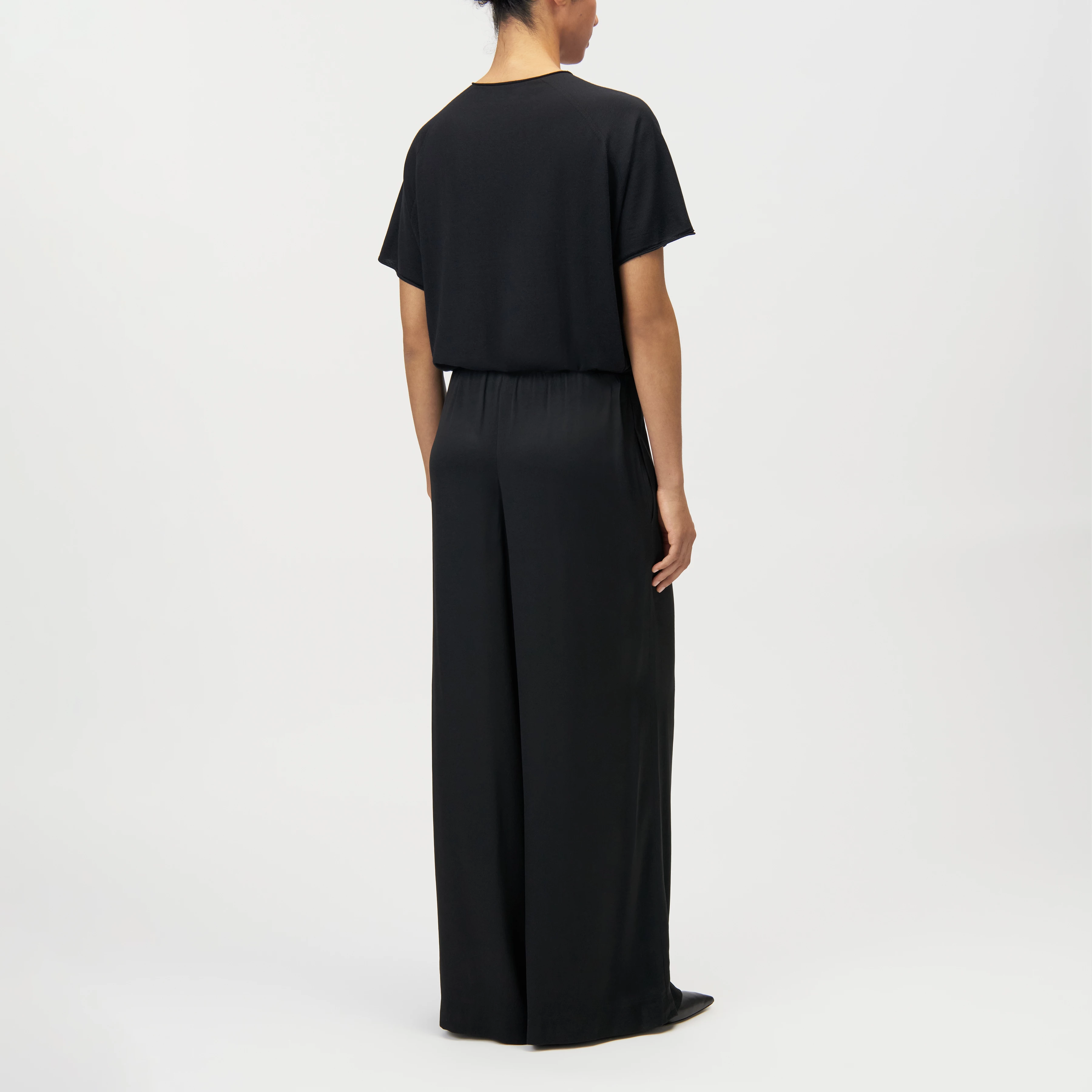 TWEEZER - Wide trousers in satin - women - black - Rückansicht