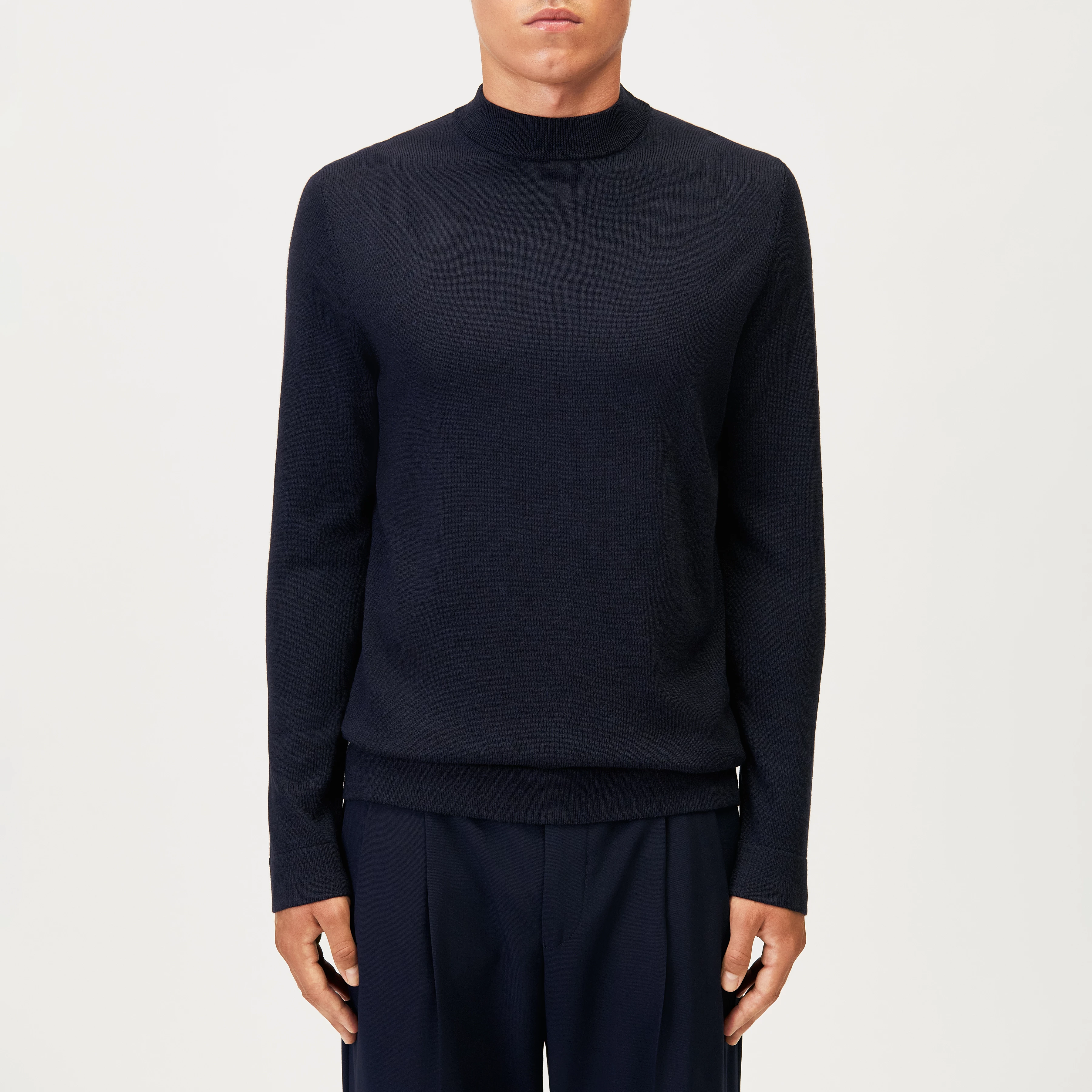 ARWON - Getailleerde coltrui van merinowol - heren - blauw - Frontansicht