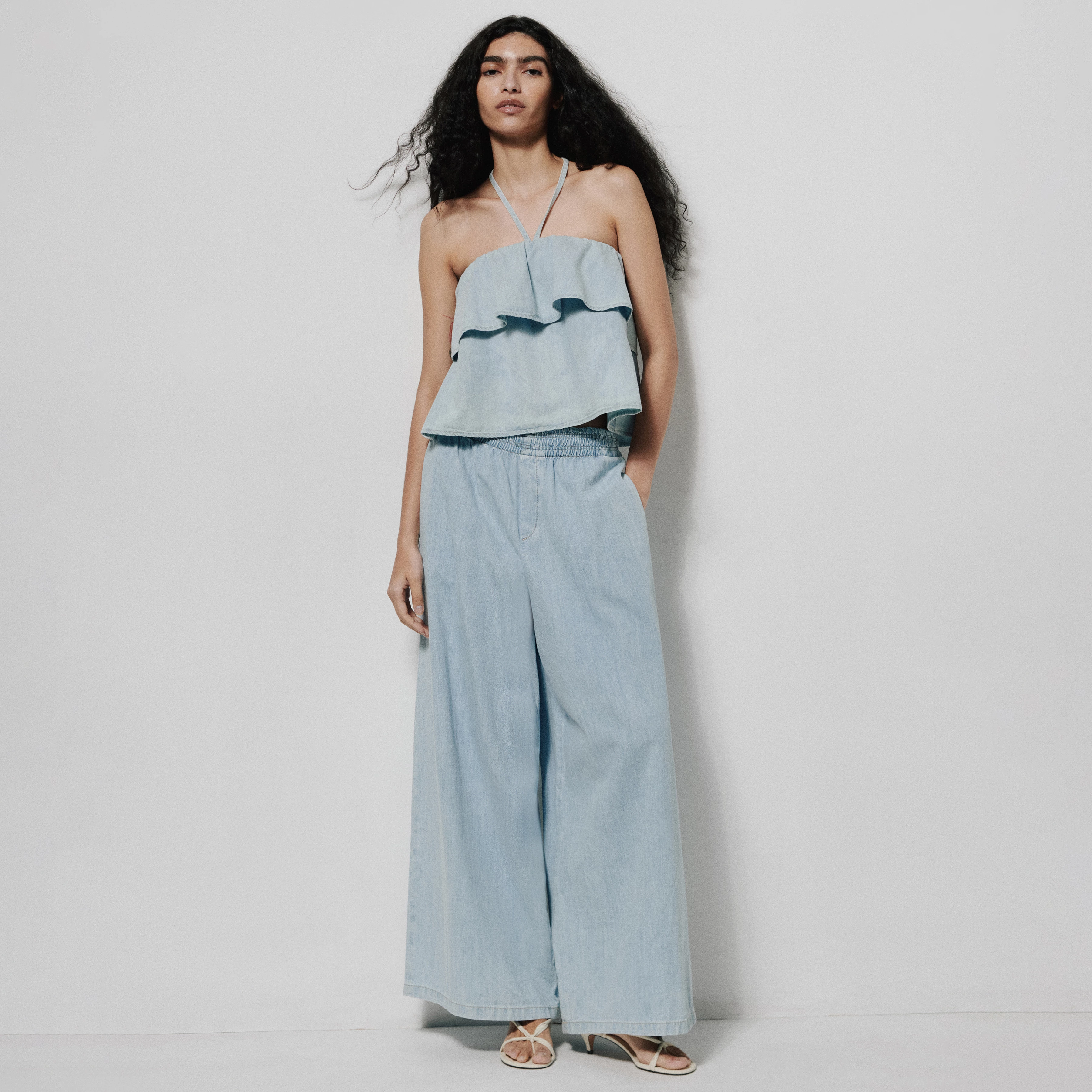 CEILING - Pantalon large en denim bleu clair - women - bleu