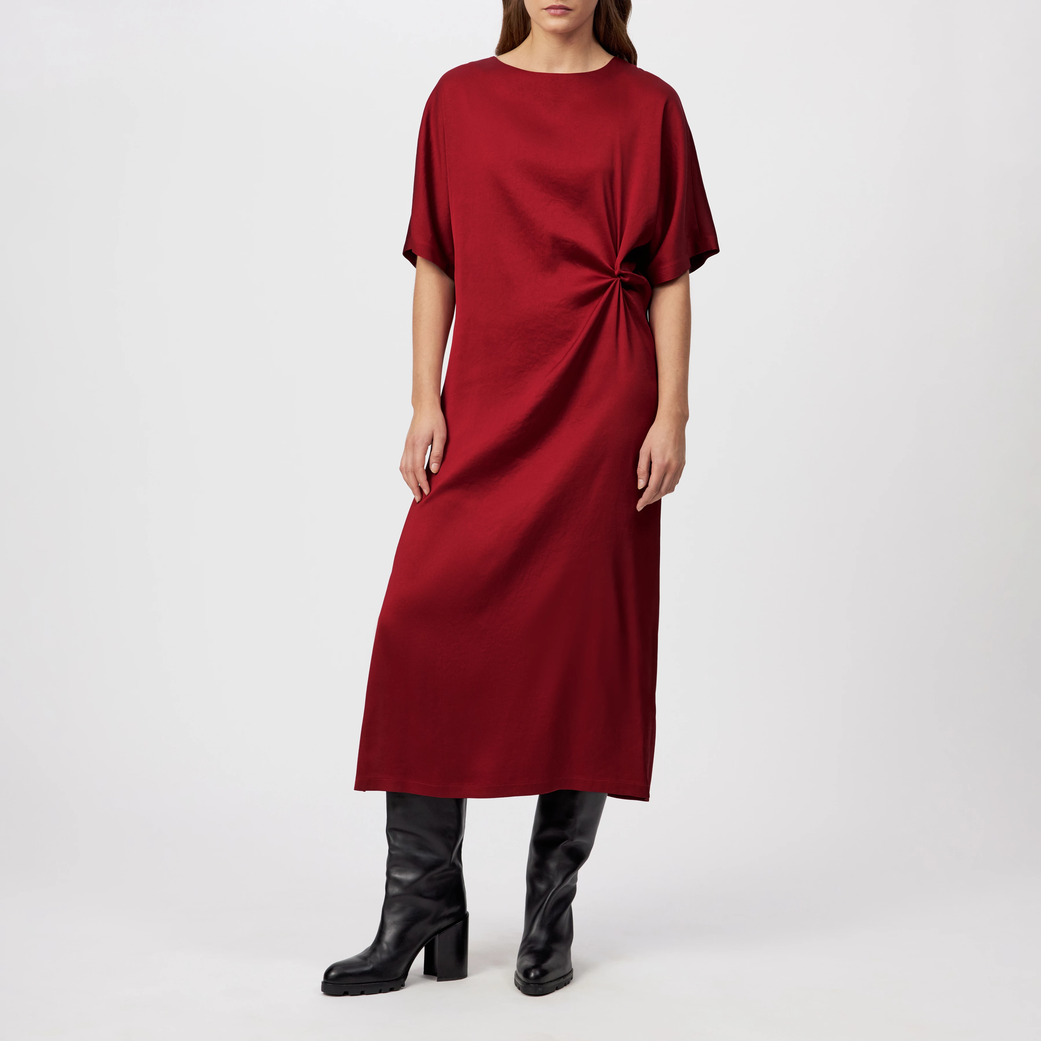 INDAH - Casual satin dress - women - red - Ganzkörper-Frontansicht